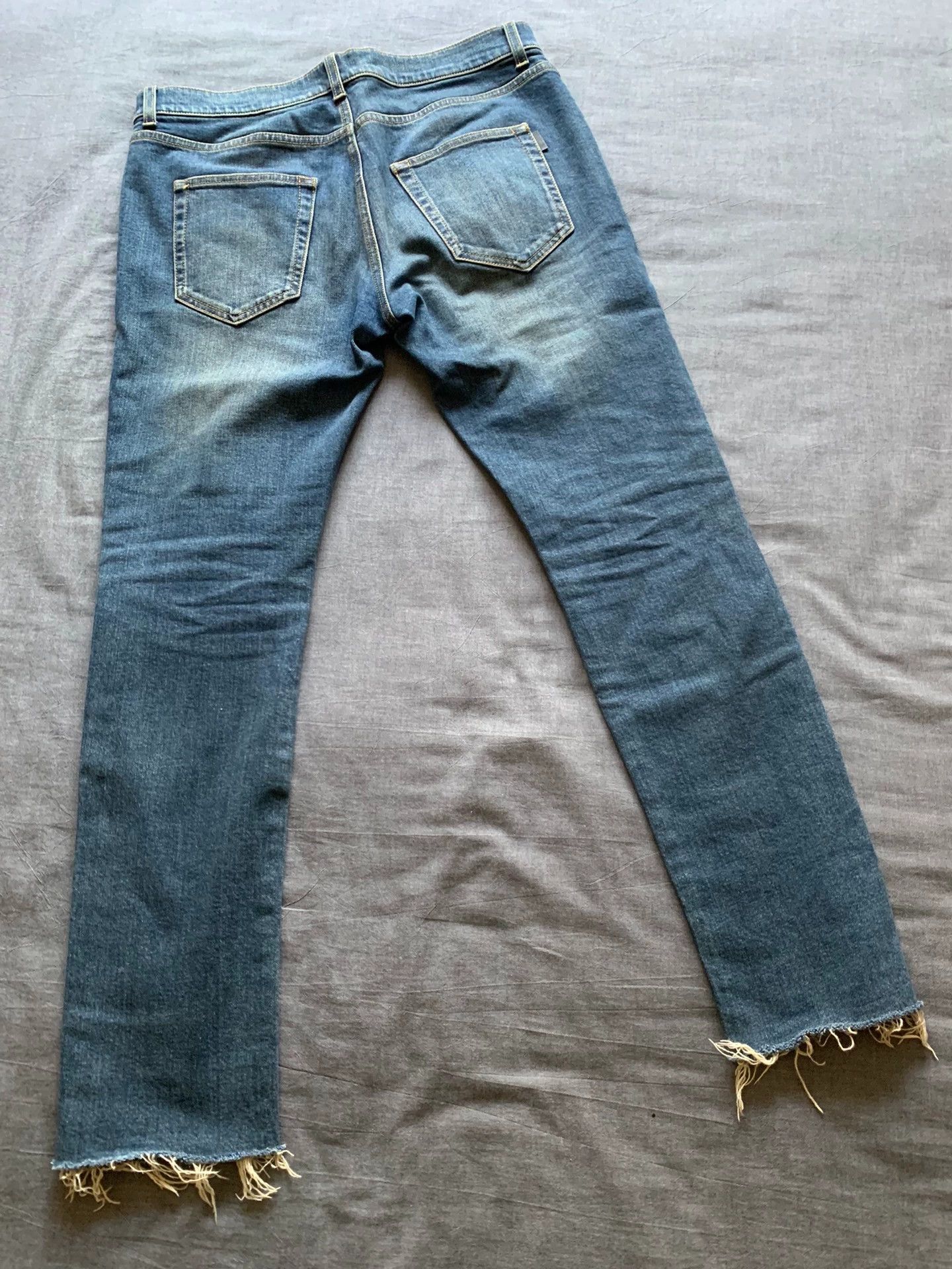 Saint Laurent Paris Saint Laurent Paris Washed fringed jeans Size US 32 / EU 48 - 2 Thumbnail