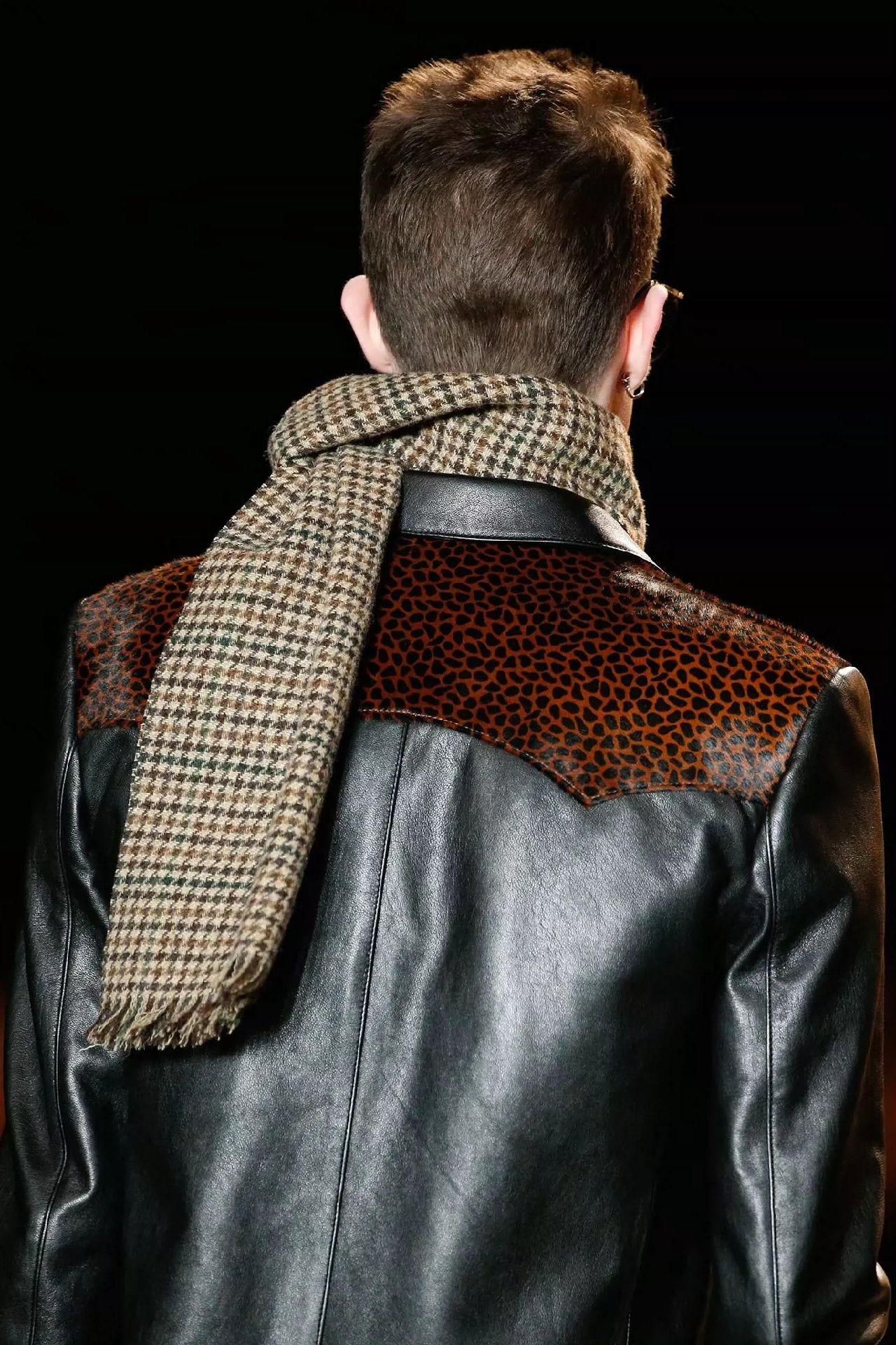 Saint Laurent Paris Saint Laurent Paris Leopard print collage suit jacket Size US M / EU 48-50 / 2 - 9 Thumbnail