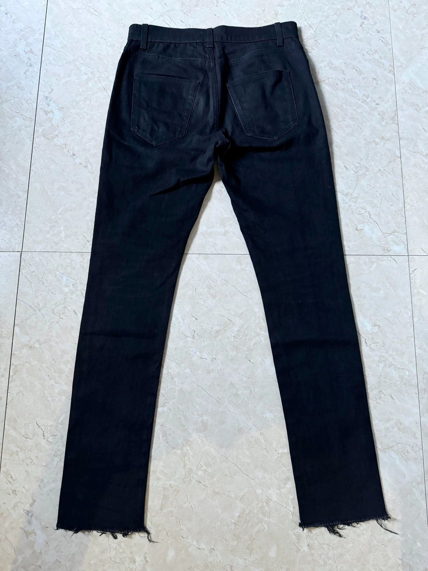 Saint Laurent Paris Saint Laurent Paris Fringed and fringed denim jeans Size US 29 - 2 Thumbnail