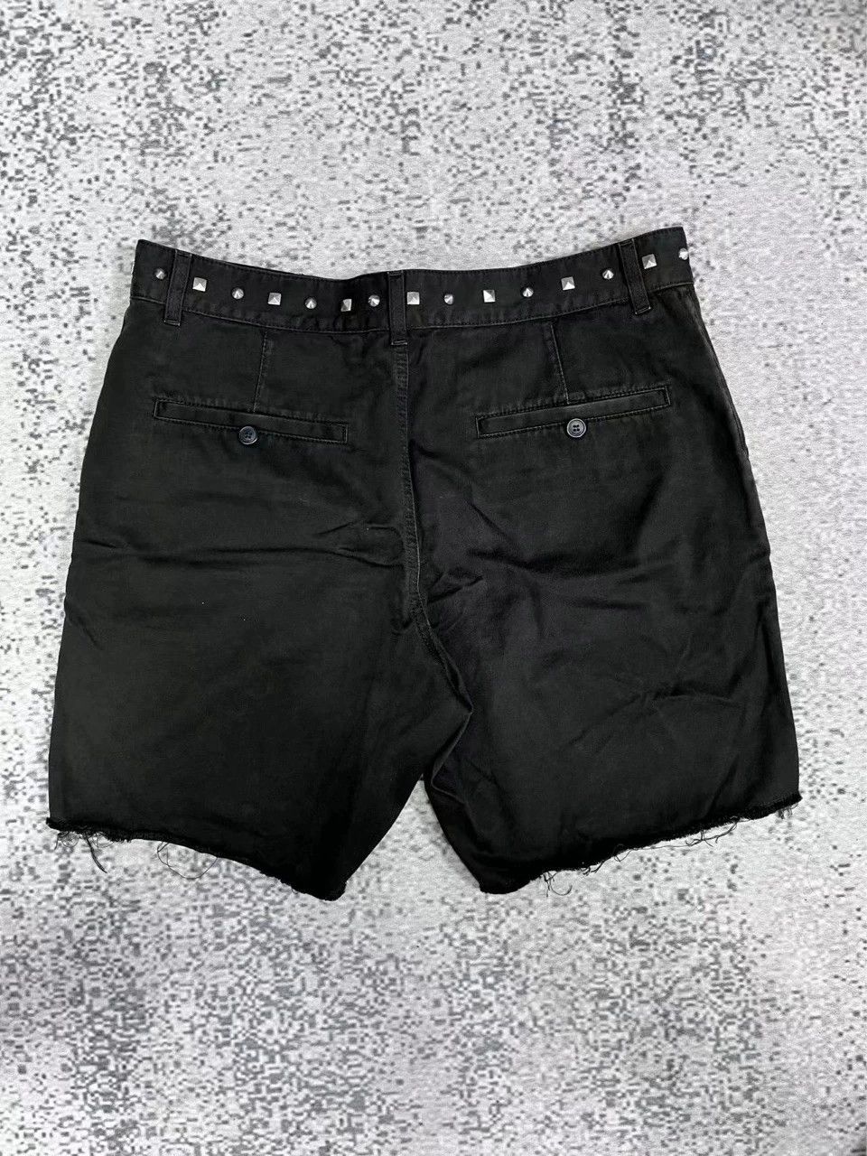 Saint Laurent Paris Saint Laurent Paris Black rivet shorts Size US 31 - 2 Thumbnail