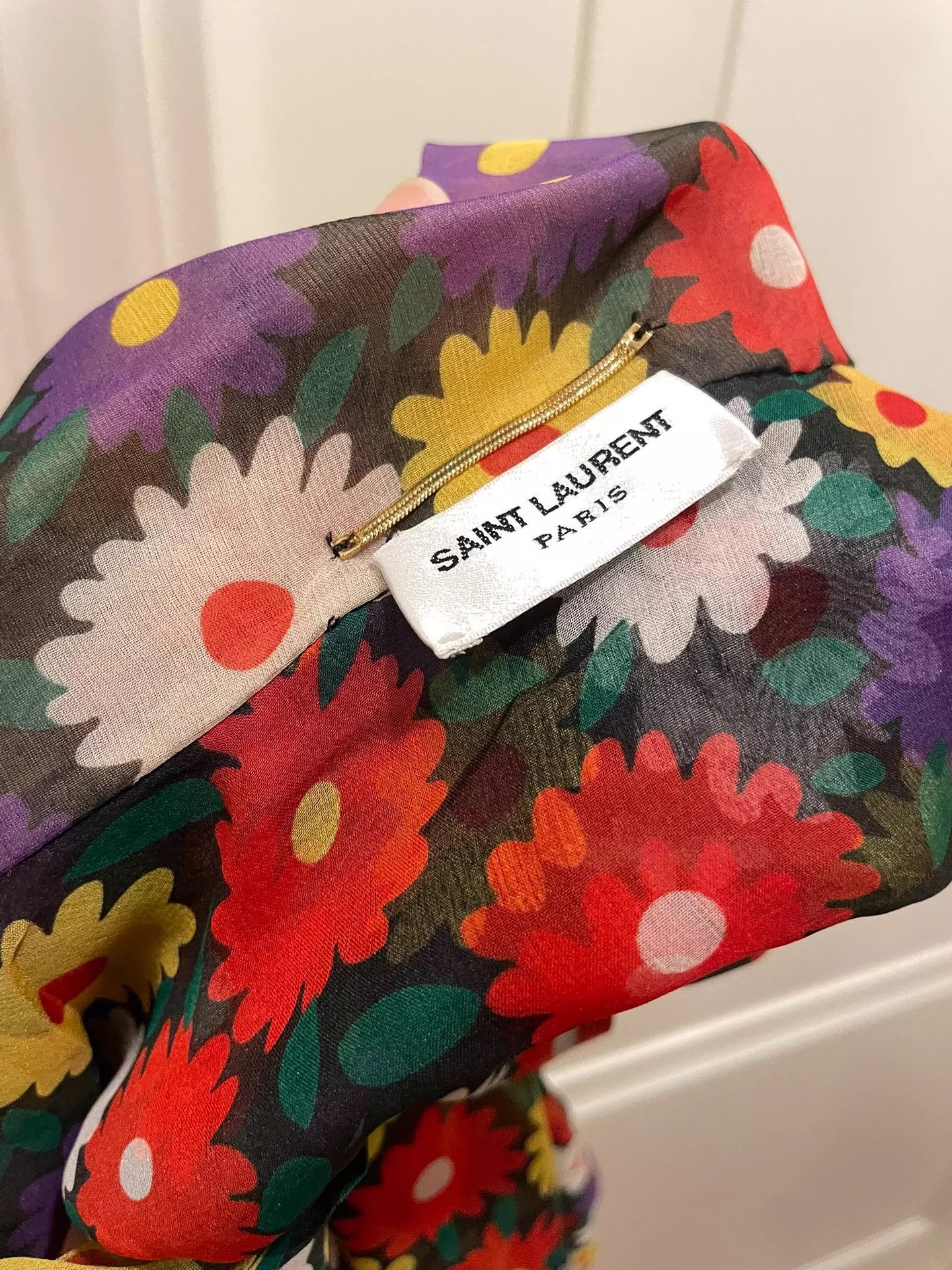 Saint Laurent Paris Saint Laurent Paris Silk printed shirt Size US S / EU 44-46 / 1 - 3 Thumbnail