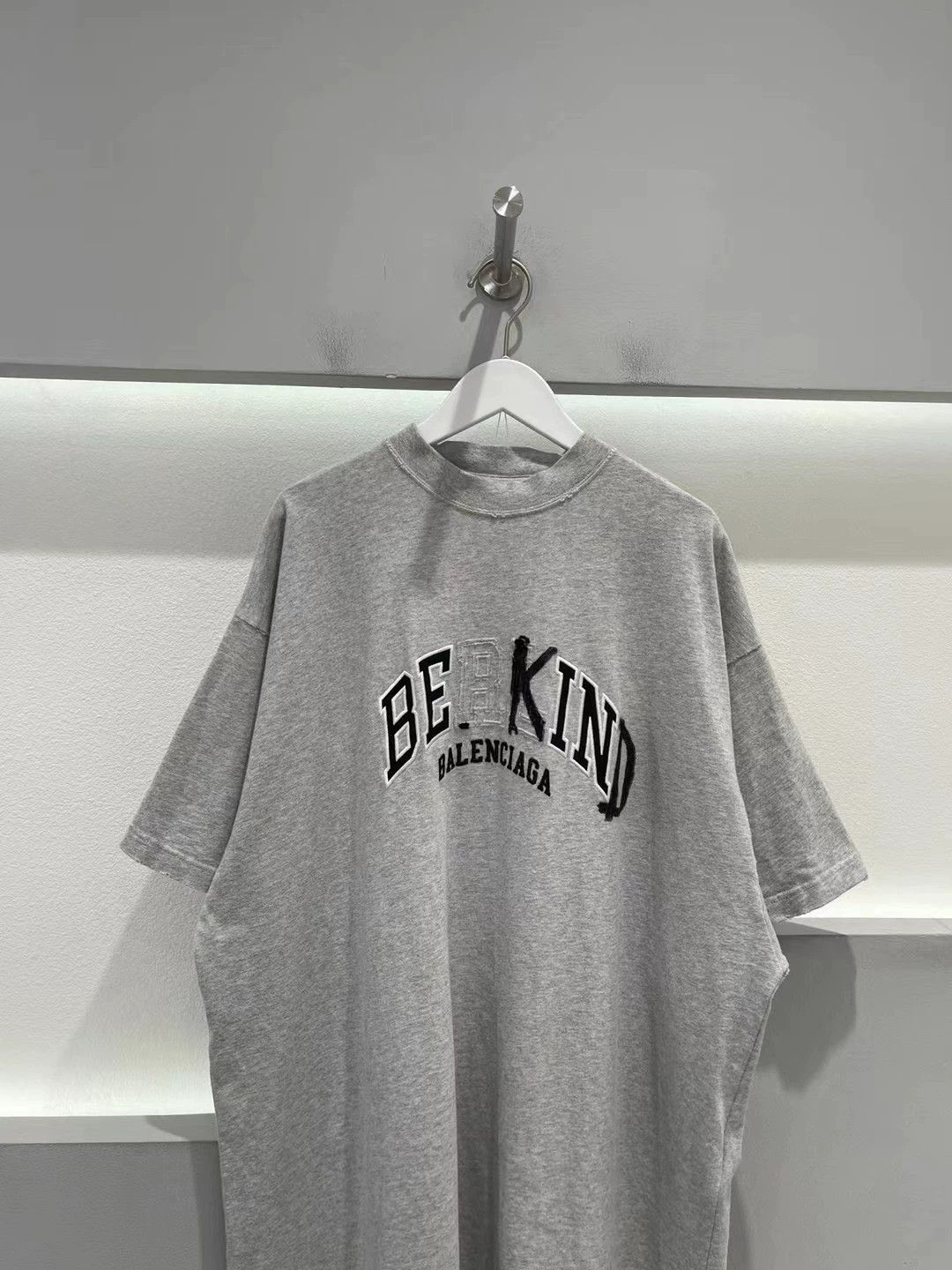 Balenciaga Balenciaga Grey Be Kind Short Sleeves Size US M / EU 48-50 / 2 - 3 Thumbnail