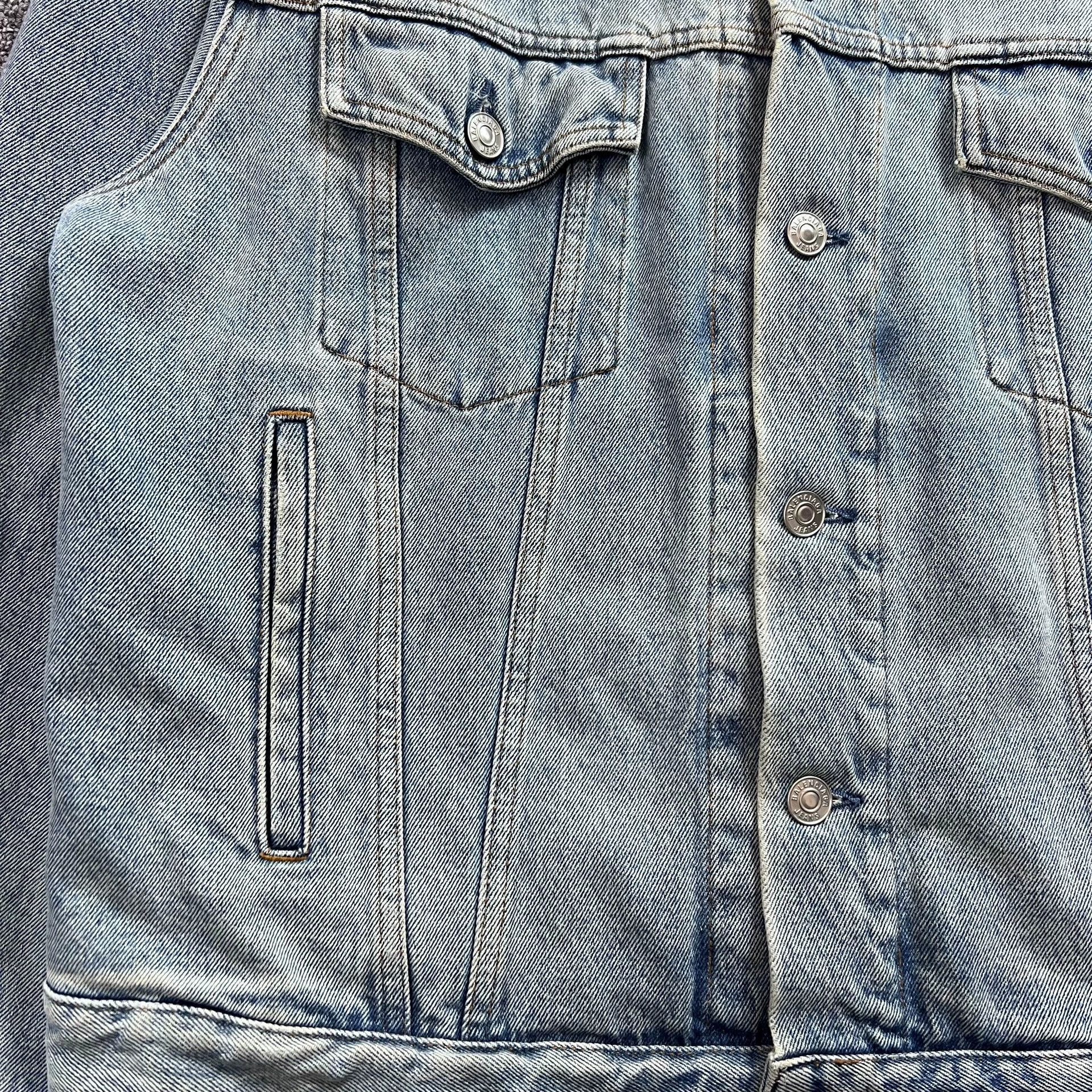 Balenciaga Balenciaga denim jacket with diamond logo on the back Size US XS / EU 42 / 0 - 2 Thumbnail