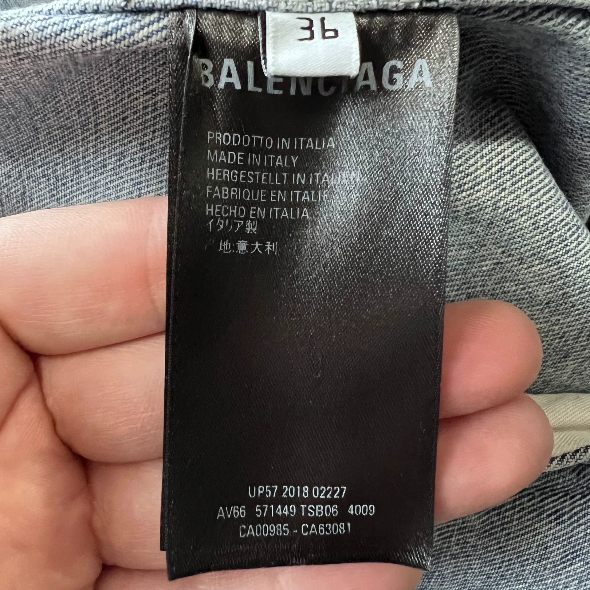 Balenciaga Balenciaga back rhinestone logo denim jacket Size US XS / EU 42 / 0 - 4 Thumbnail