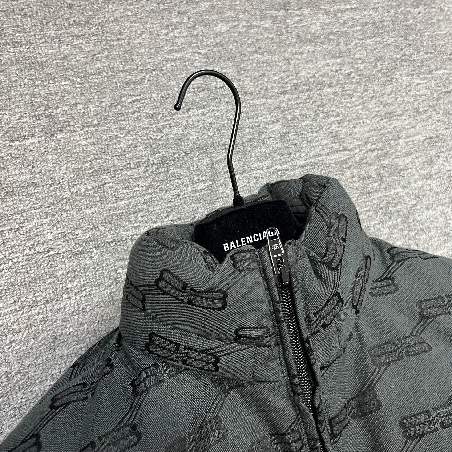 Balenciaga Balenciaga Double B Lock Printed Cotton Jacket Size US XS / EU 42 / 0 - 3 Thumbnail