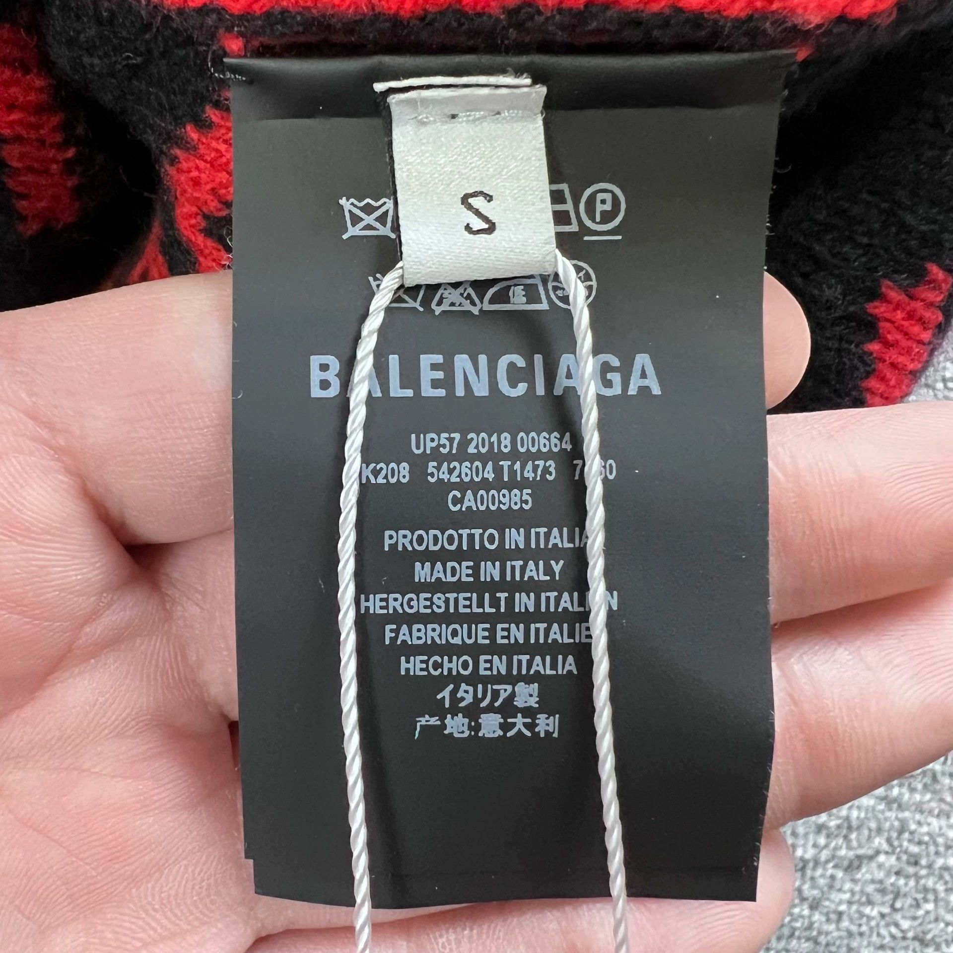 Balenciaga Balenciaga red barrage cardigan Size US S / EU 44-46 / 1 - 5 Thumbnail