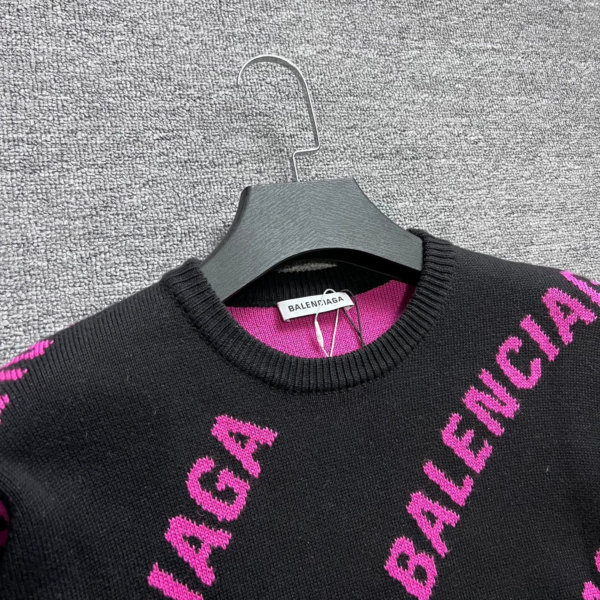 Balenciaga Balenciaga Black Pink Bullet Curtain Sweater Size US M / EU 48-50 / 2 - 3 Thumbnail