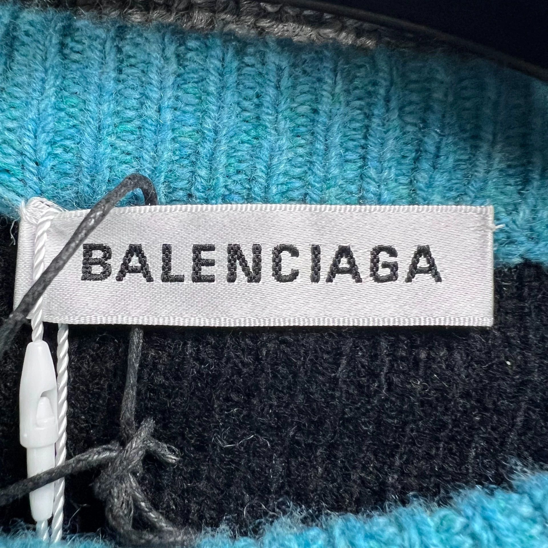 Balenciaga Balenciaga Lake Blue Barrage Sweater Size US XXS / EU 40 - 4 Thumbnail