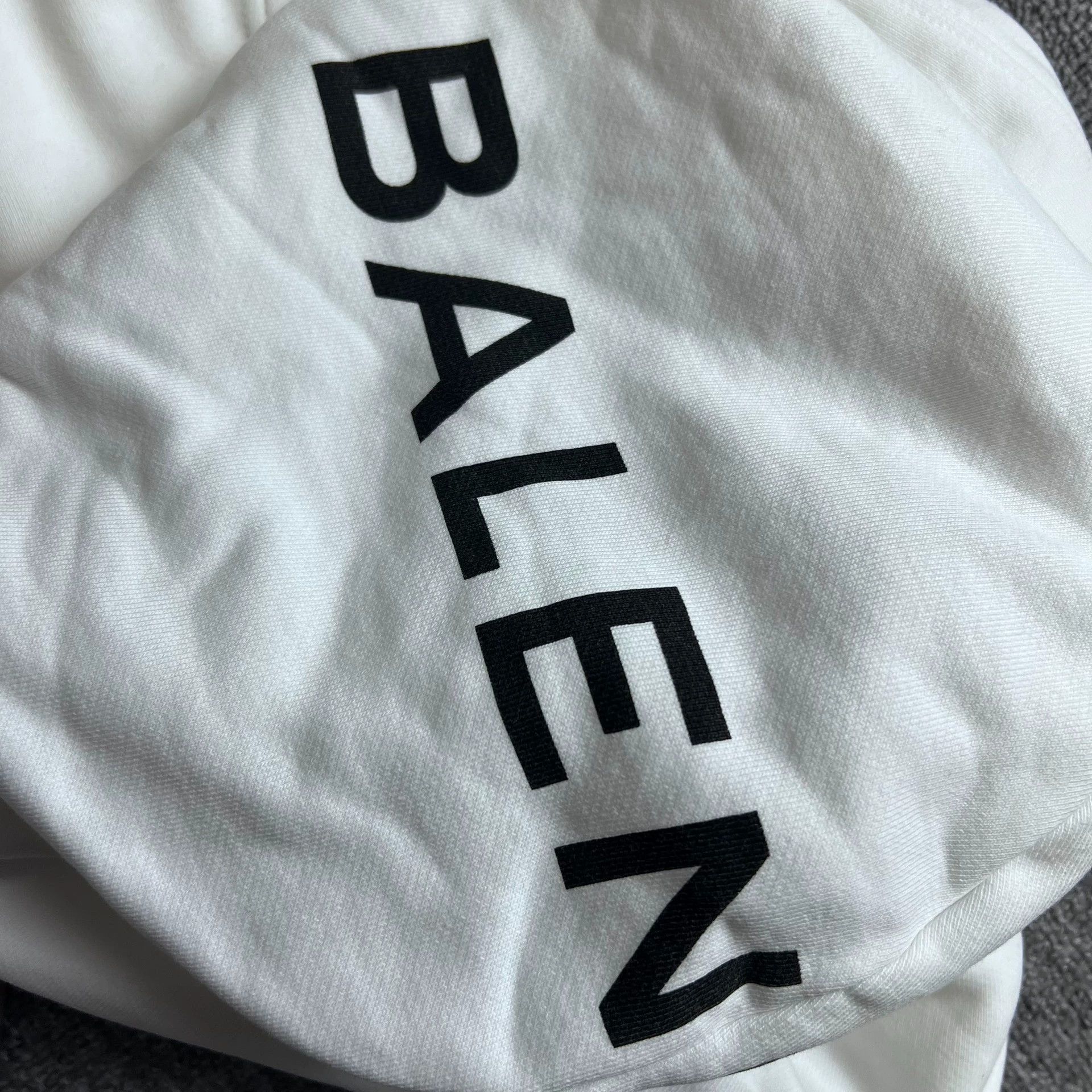 Balenciaga Balenciaga Hat Logo Hoodie Size US M / EU 48-50 / 2 - 3 Thumbnail