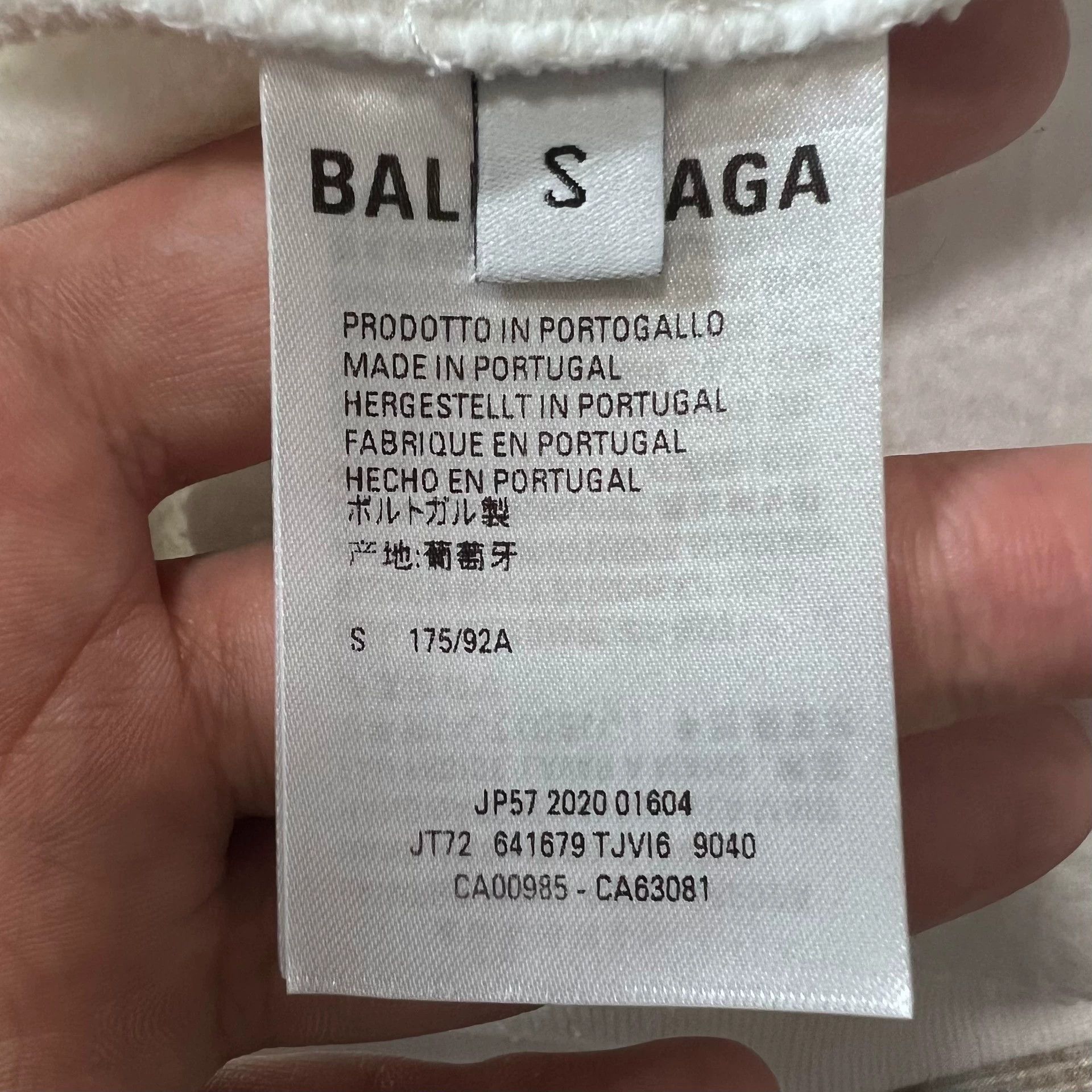 Balenciaga Balenciaga 7-language hoodie Size US S / EU 44-46 / 1 - 3 Thumbnail