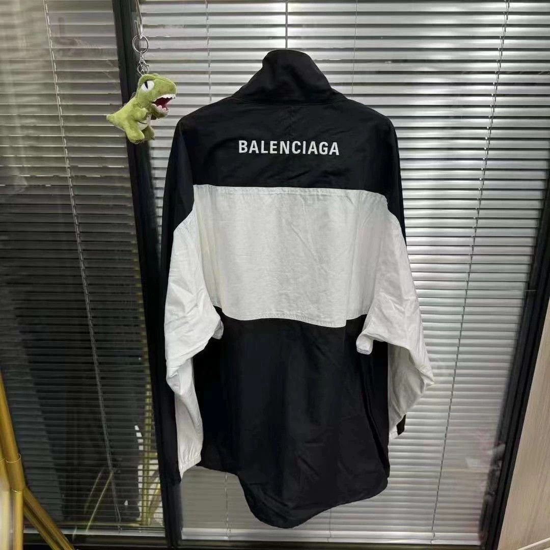 Balenciaga Balenciaga bullet screen patchwork black and white assault suit jacket Size US L / EU 52-54 / 3 - 4 Thumbnail