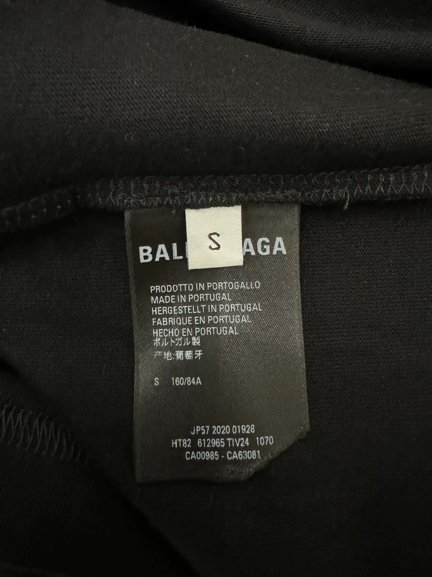 Balenciaga Balenciaga cream logo short sleeved shirt Size US S / EU 44-46 / 1 - 5 Thumbnail