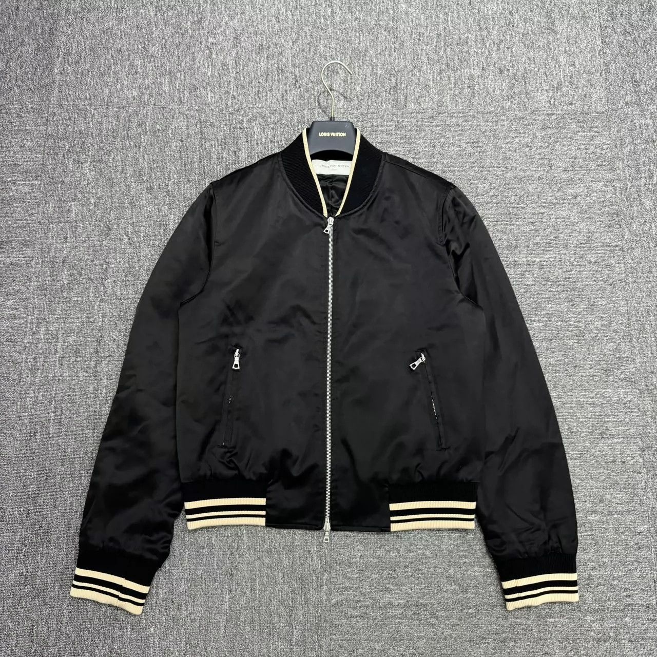 Dries Van Noten Dries van noten Back wing jacket Size US L / EU 52-54 / 3 - 2 Thumbnail