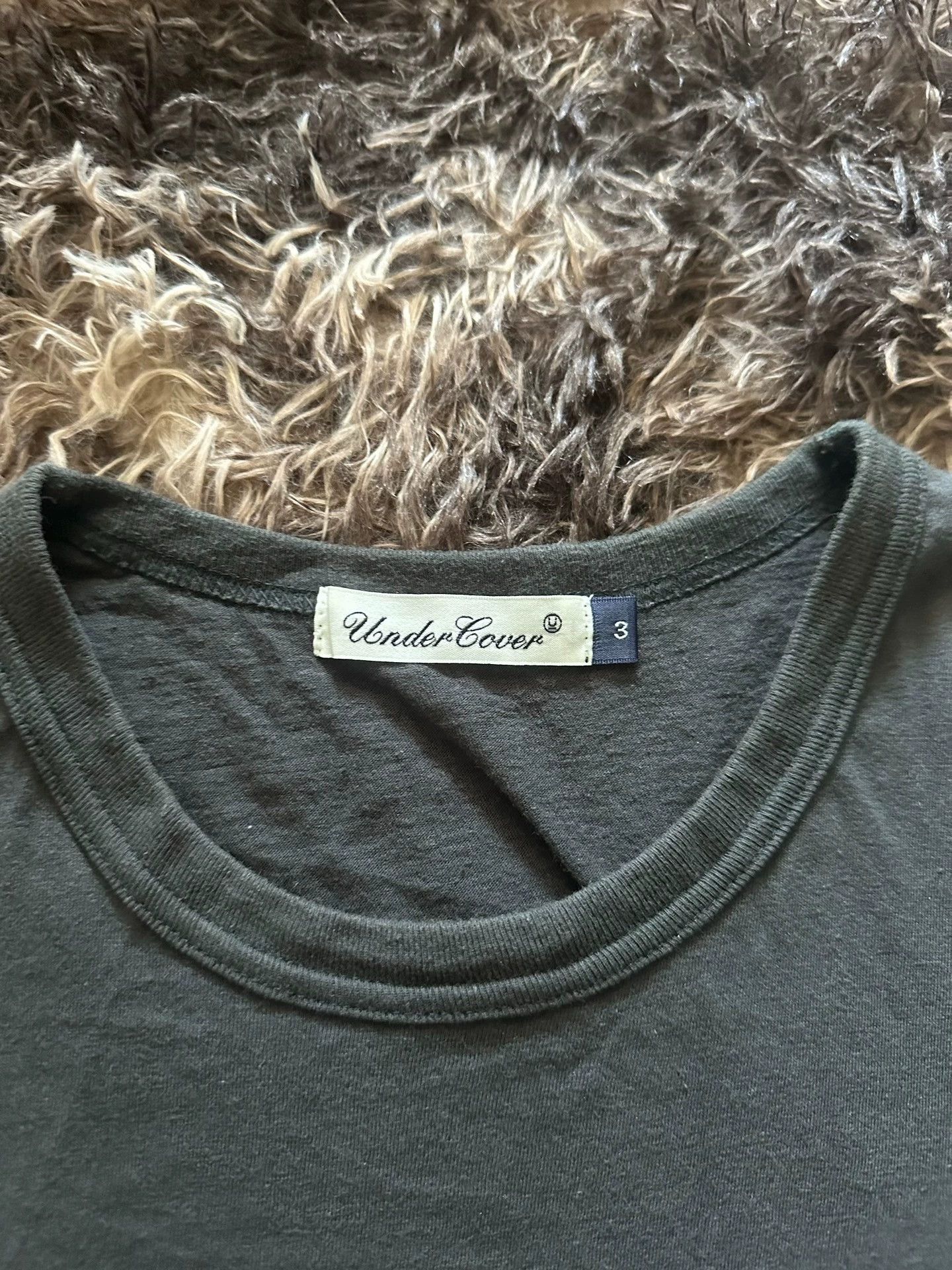 Undercover undercover's first drop of blood was used to make old printed short-sleeved T-shirts Size US L / EU 52-54 / 3 - 2 Thumbnail