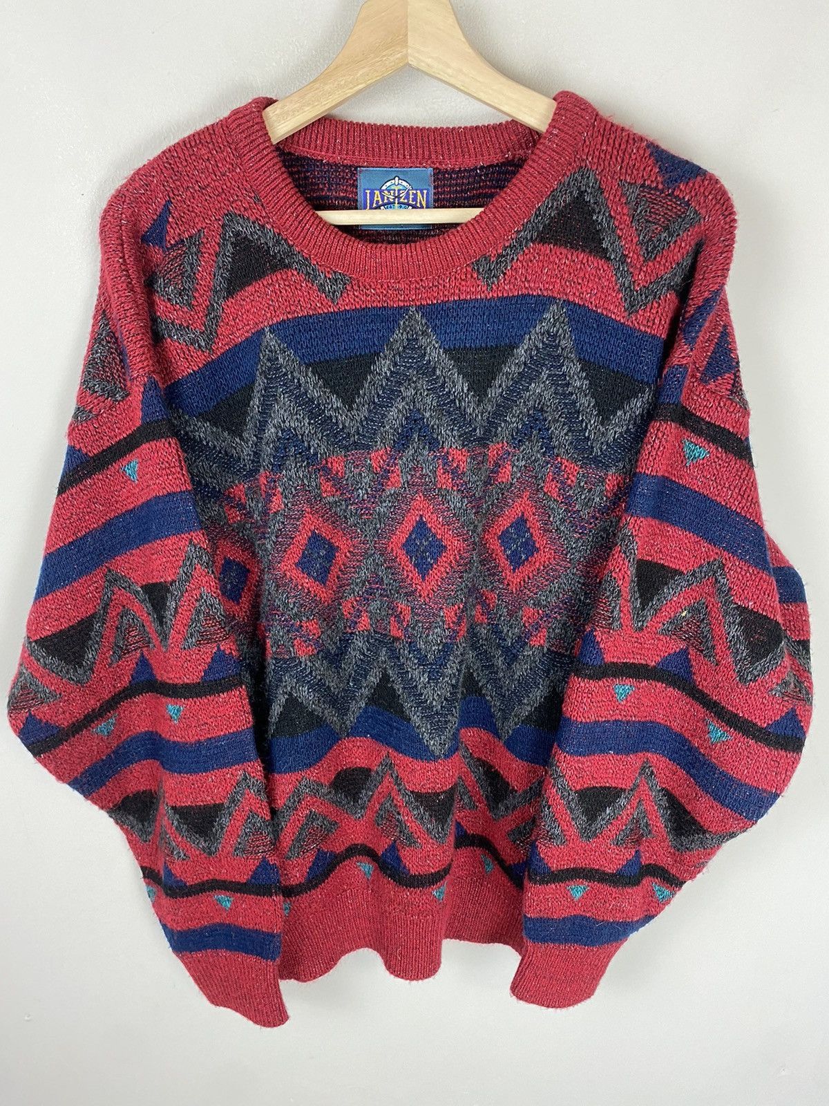 Vintage Vintage Aztec Mountain Knit Sweater Size US L / EU 52-54 / 3 - 2 Thumbnail