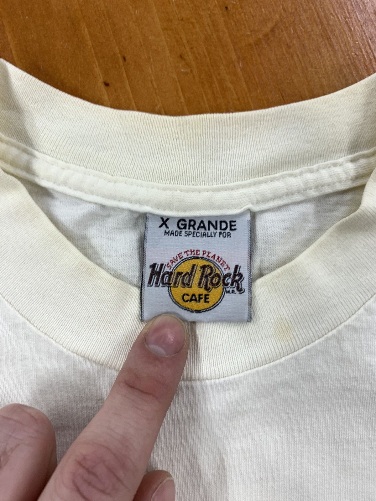 Vintage Vintage Hard Rock Cafe CanCun Graphic Tee (Stained) Size US XL / EU 56 / 4 - 5 Thumbnail