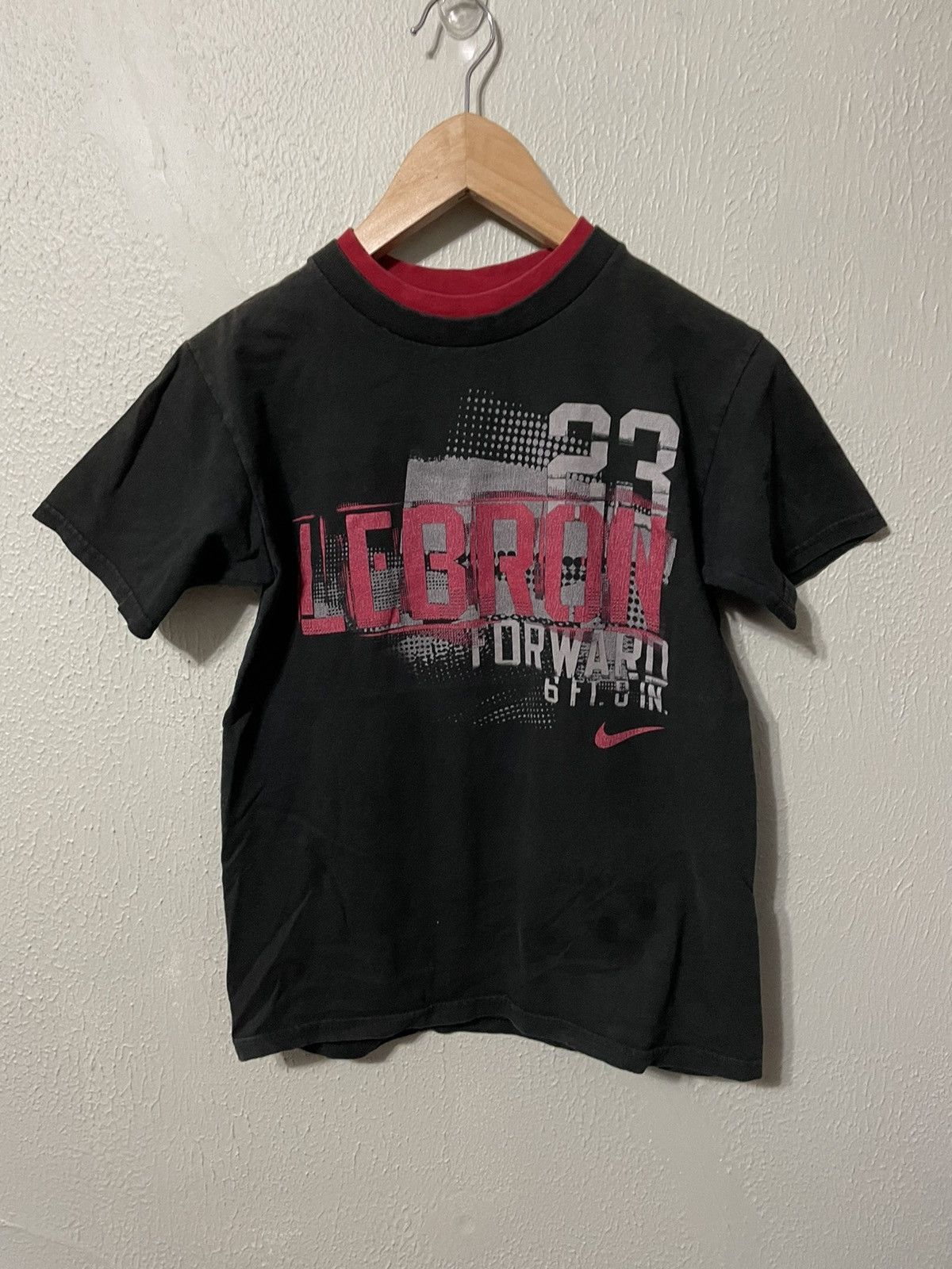 Nike × Vintage Vintage Nike Lebron James T-Shirt Size US XXS / EU 40 - 2 Thumbnail