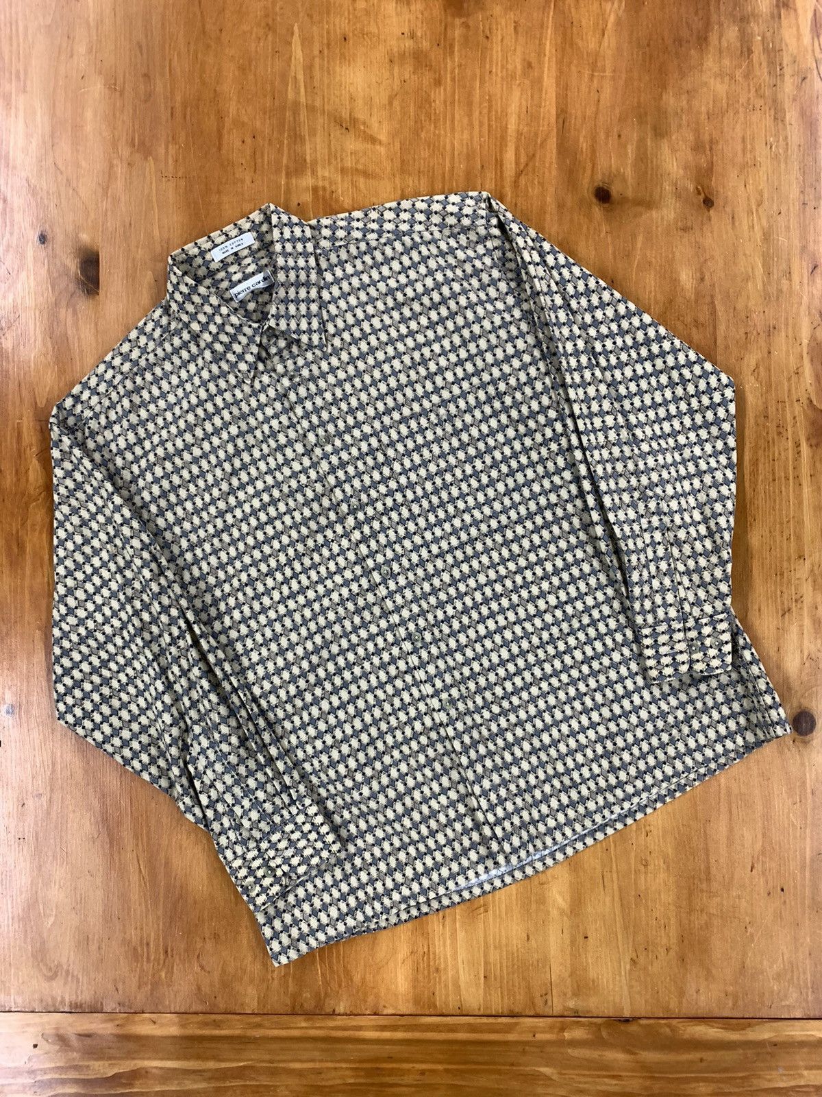 Vintage Vintage Pierre Cardin Diamond Shirt Size US XL / EU 56 / 4 - 2 Thumbnail