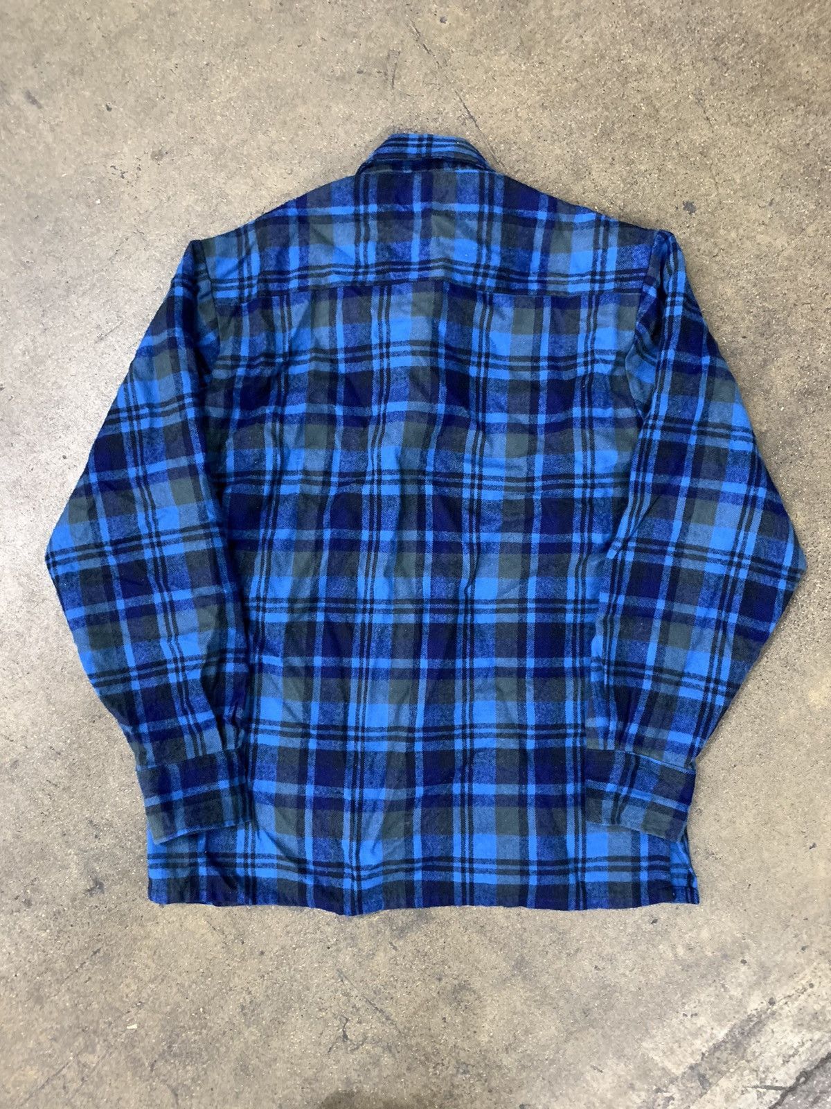 Vintage Vintage Flannel 1980s Blue Tonal Plaid Flannel Shirt Size US S / EU 44-46 / 1 - 3 Thumbnail