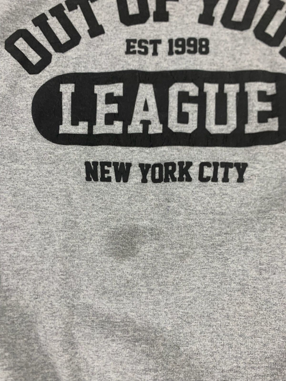 Vintage Vintage Crewneck Out if Your League New York Crewneck Size US L / EU 52-54 / 3 - 4 Thumbnail