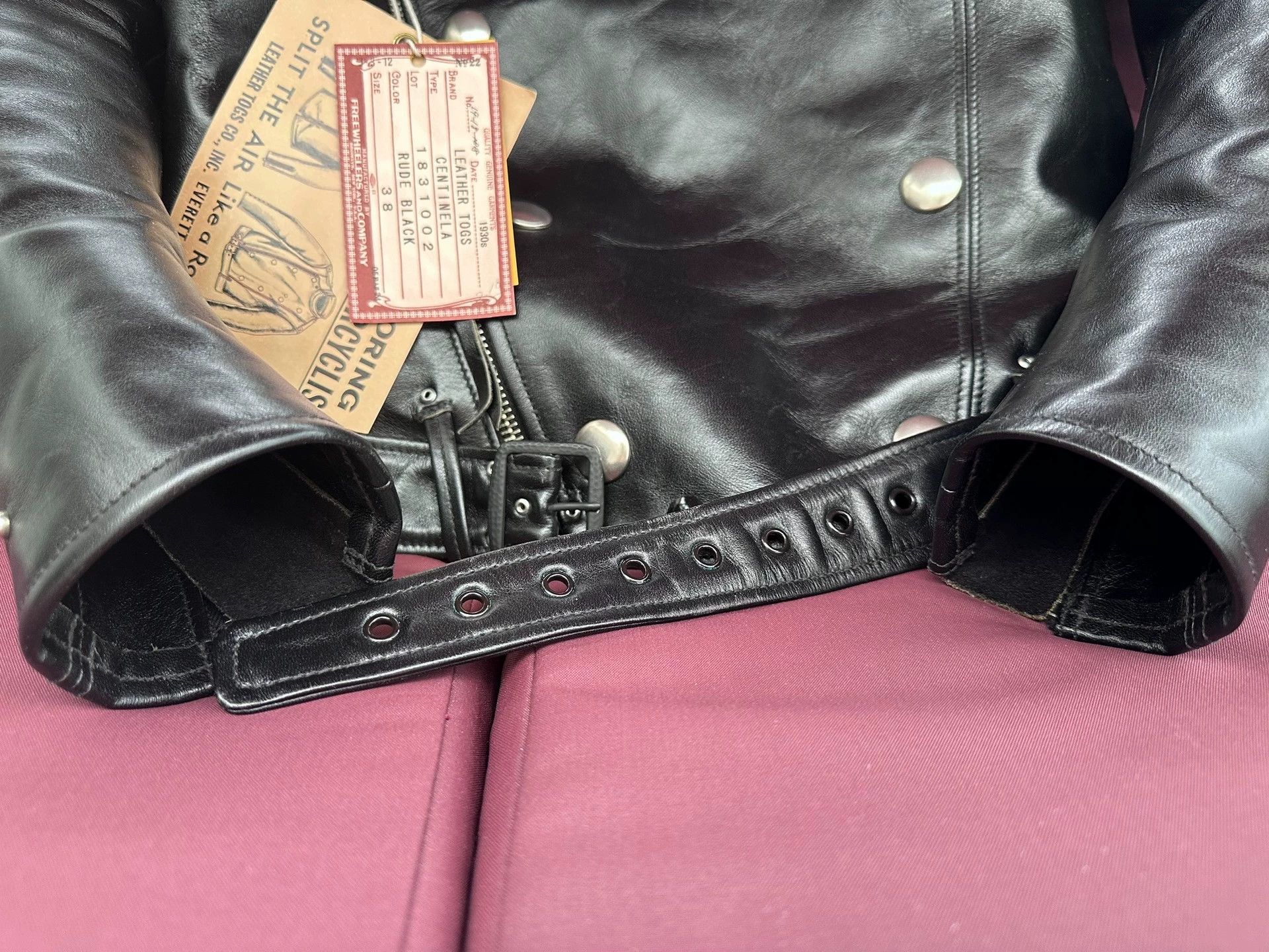 Freewheelers Freewheelers Pig milk motorcycle horse leather jacket Size US M / EU 48-50 / 2 - 4 Thumbnail