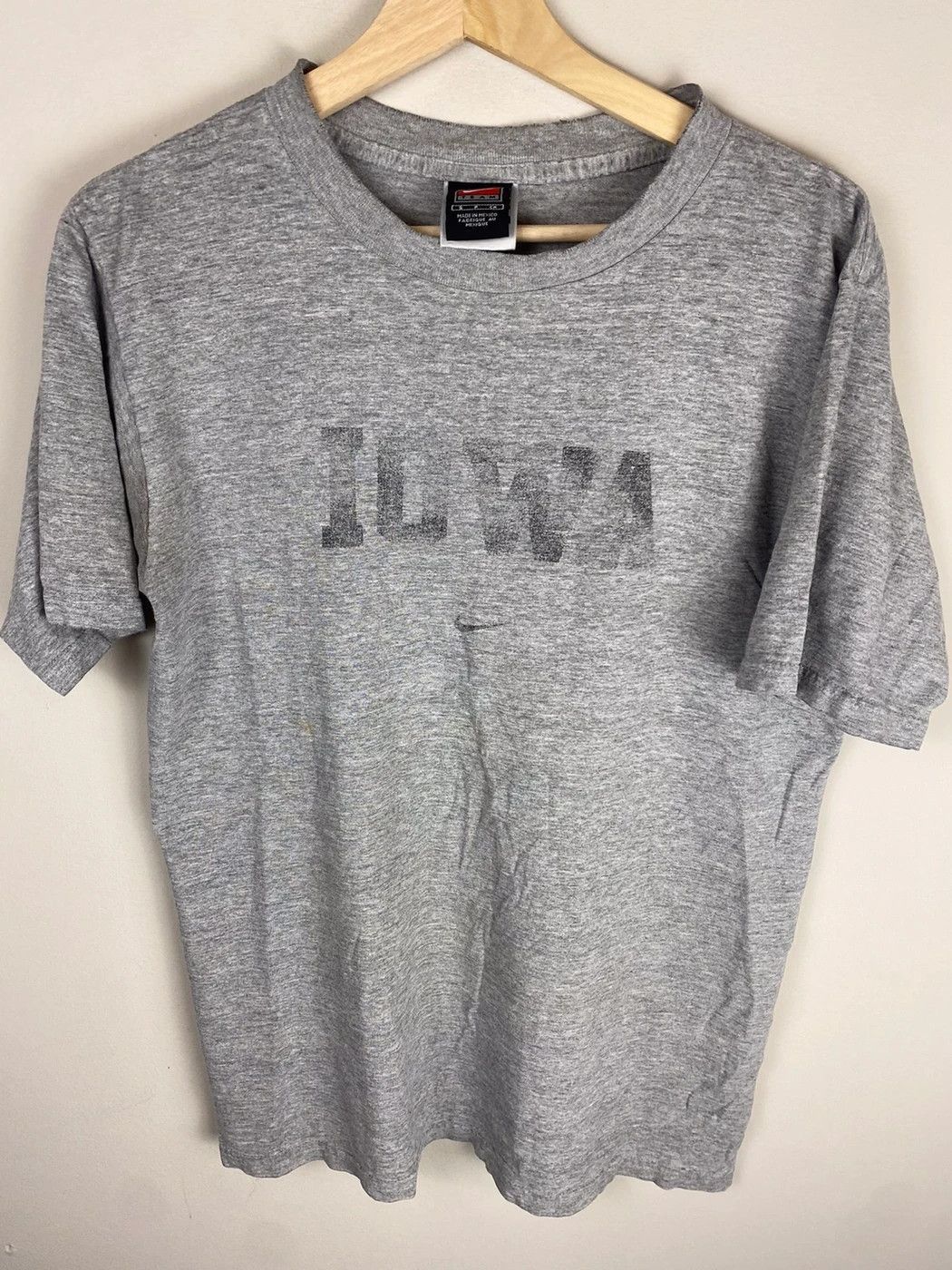 Nike × Vintage Vintage Nike Iowa T-Shirt Size US S / EU 44-46 / 1 - 2 Thumbnail