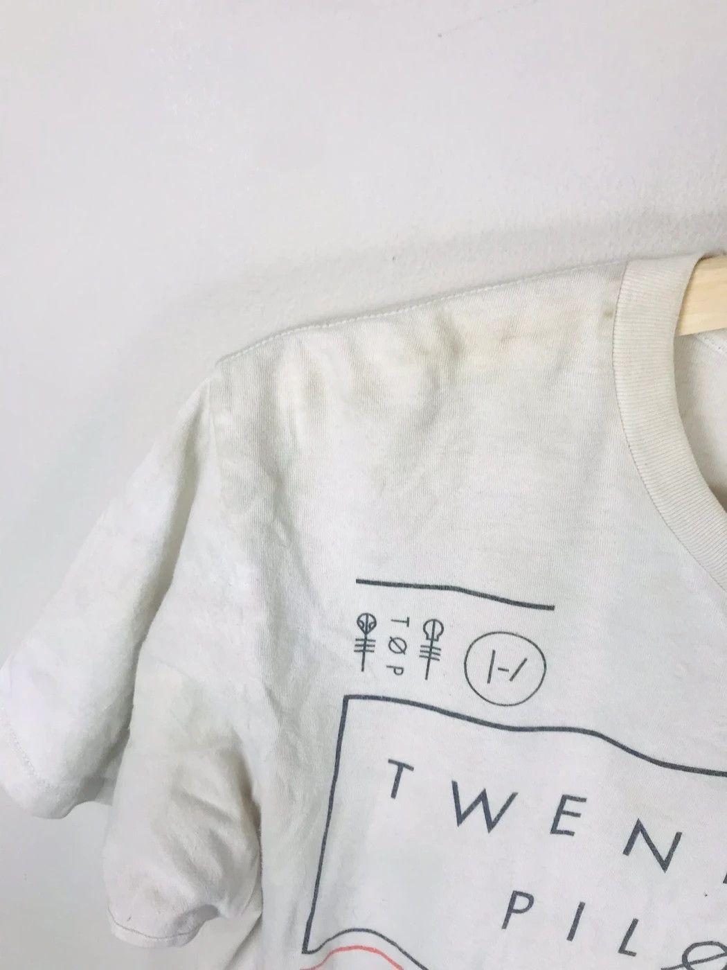 Vintage Vintage Twenty One Pilots Blurryface T-Shirt Size US S / EU 44-46 / 1 - 2 Thumbnail