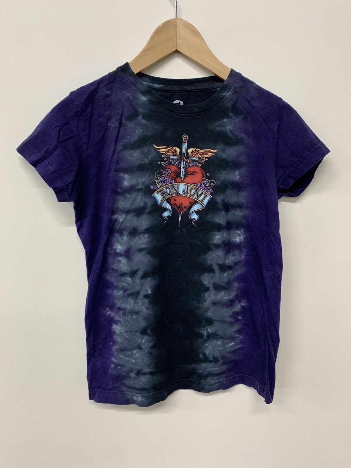 Vintage Vintage Bon Jovi Stabbed Heart Tie Dye Repro Tee Size US L / EU 52-54 / 3 - 4 Thumbnail