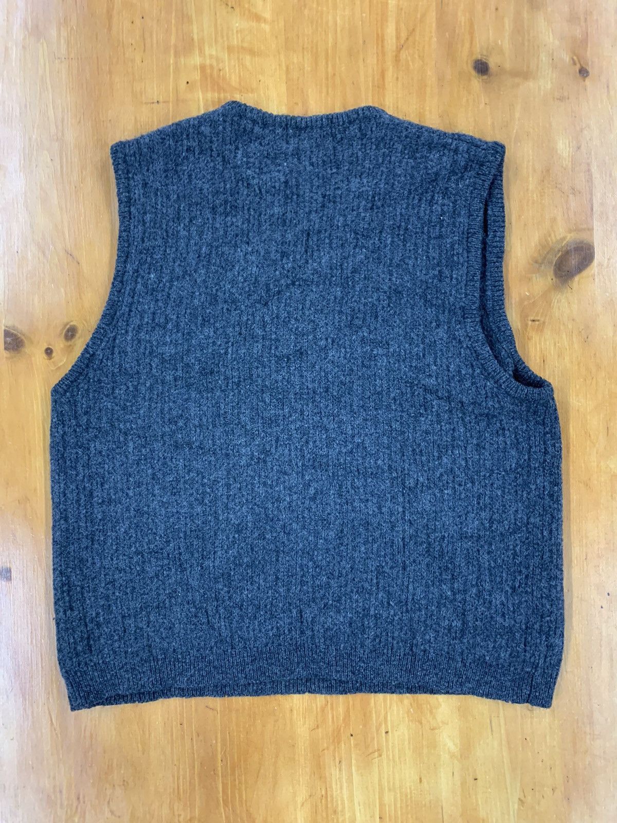 Eddie Bauer × Vintage Vintage Eddie Bauer Dark Grey Wool Knit Vest Size US L / EU 52-54 / 3 - 2 Thumbnail
