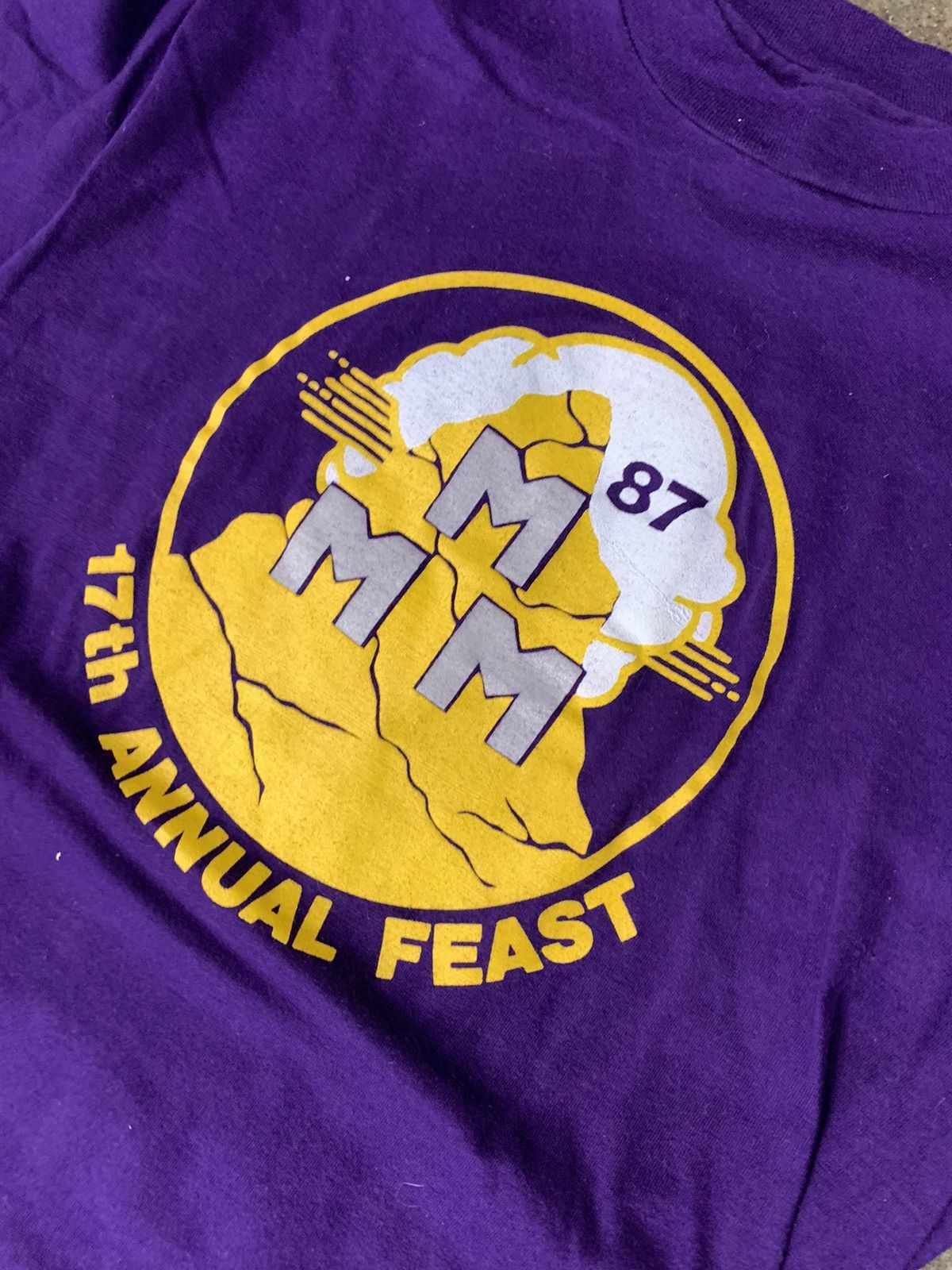 Vintage Vintage 1987 3M Annual Feast Tee Size US L / EU 52-54 / 3 - 2 Thumbnail