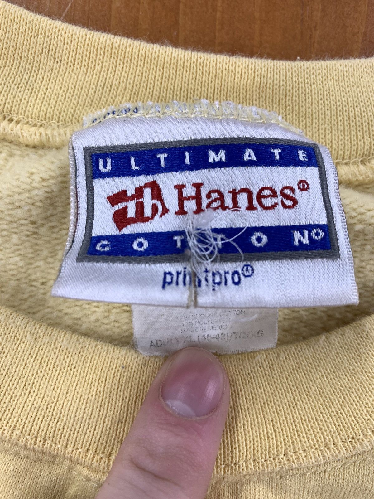 Vintage Vintage Crewneck Heavy Distressed Blank Yellow Crewneck Size US XL / EU 56 / 4 - 2 Thumbnail