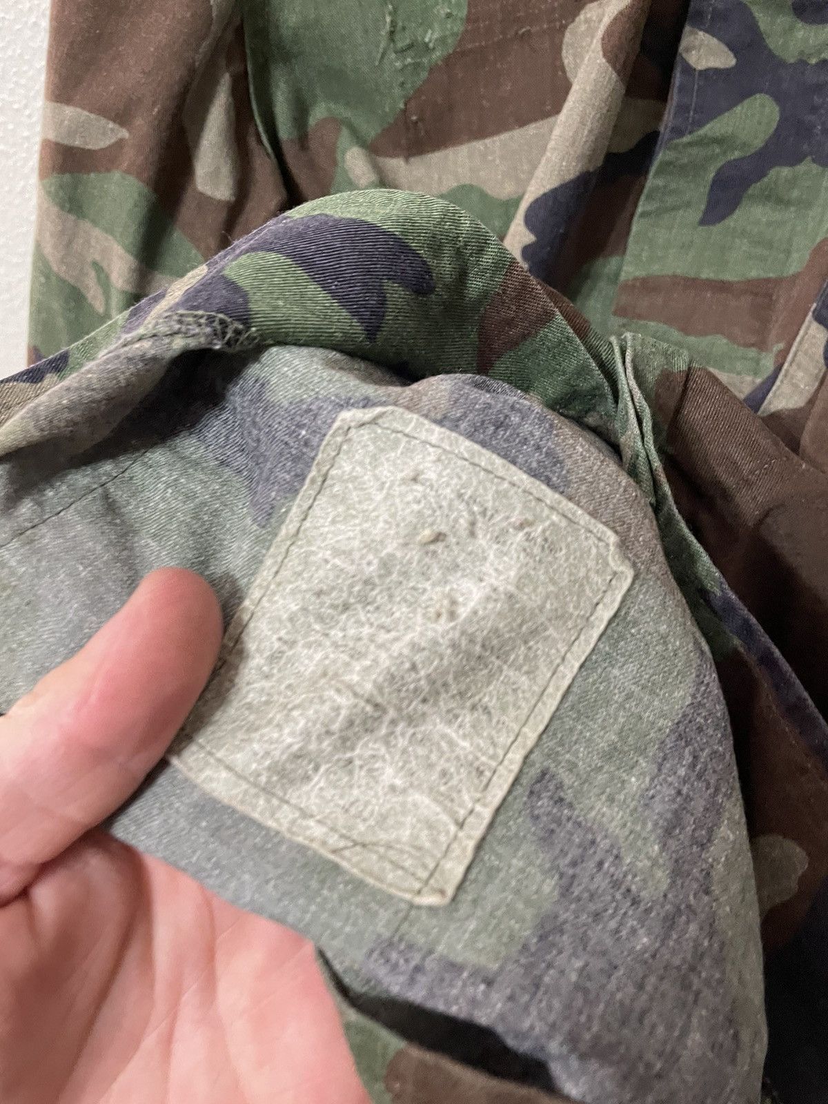 Vintage Vintage Woodland 1980s Army Modified Fatigue Shirt Size US L / EU 52-54 / 3 - 3 Thumbnail