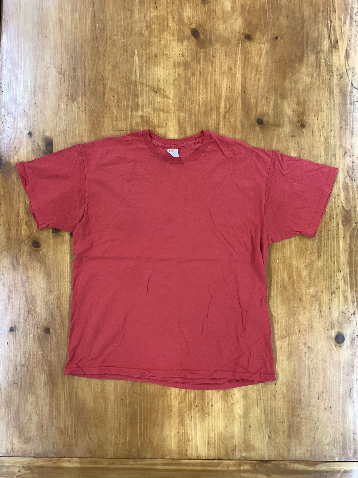 Vintage Vintage Blank 80s Red T Shirt Size US XL / EU 56 / 4 - 3 Thumbnail