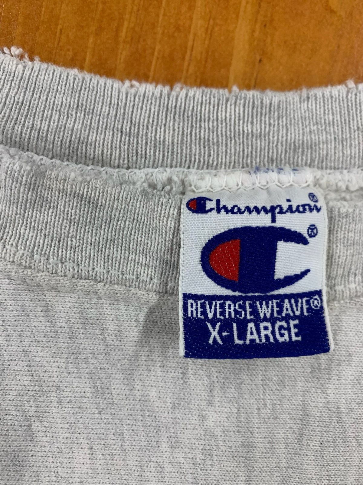 Champion × Vintage Vintage Crewneck Oral Care Paint Distressed Champion Reverse Weave Size US XL / EU 56 / 4 - 3 Thumbnail