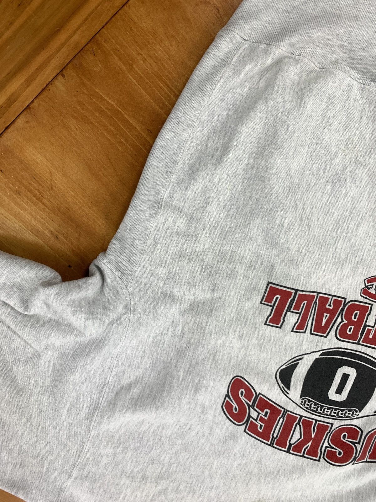 Champion × Vintage Vintage Crewneck Champion Reverse Weave Huskies Crewneck Size US XL / EU 56 / 4 - 4 Thumbnail