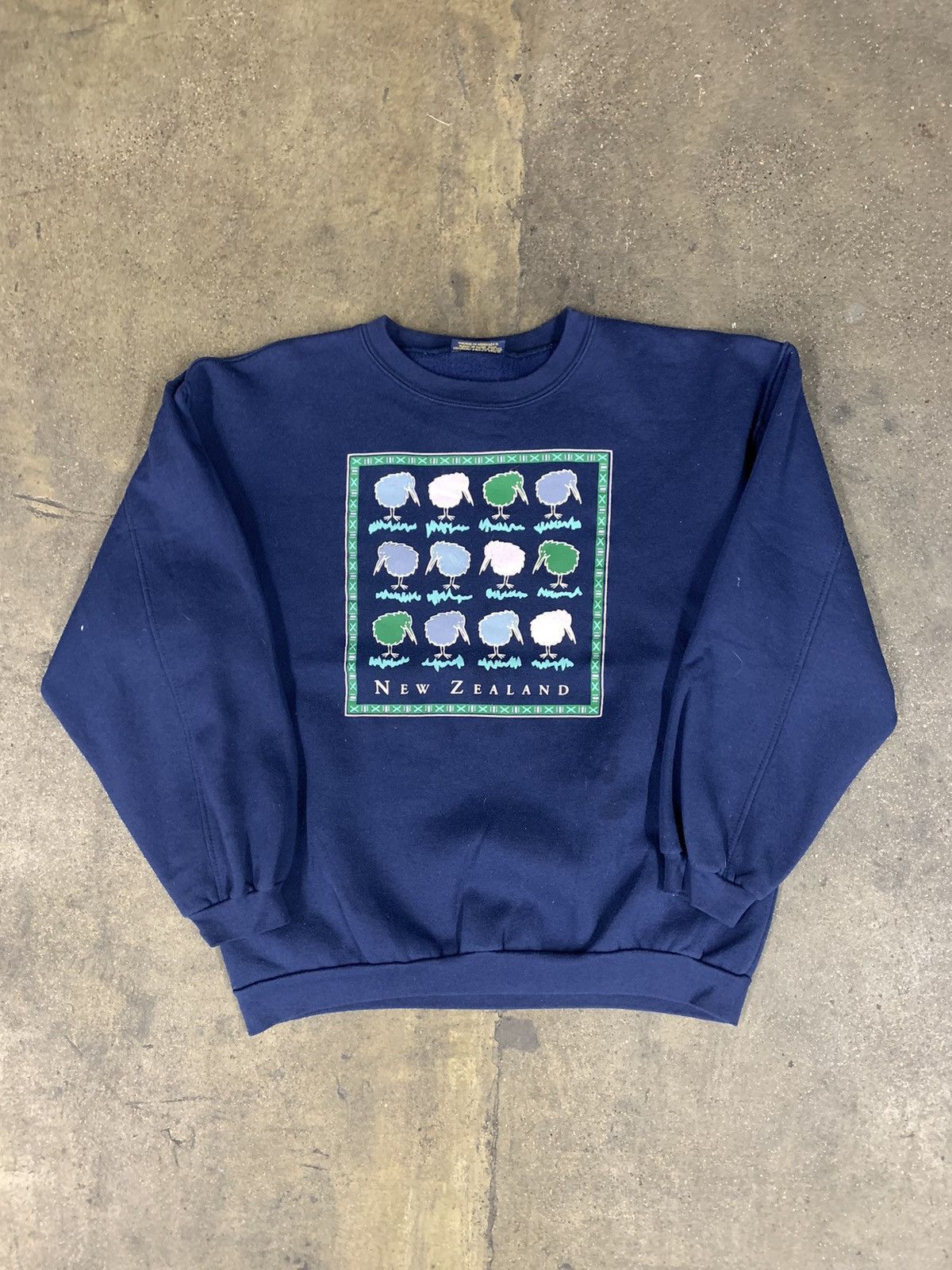 Vintage Vintage Crewneck anew Zealand Pastel Kiwi Bird Crewneck Size US L / EU 52-54 / 3 - 4 Thumbnail
