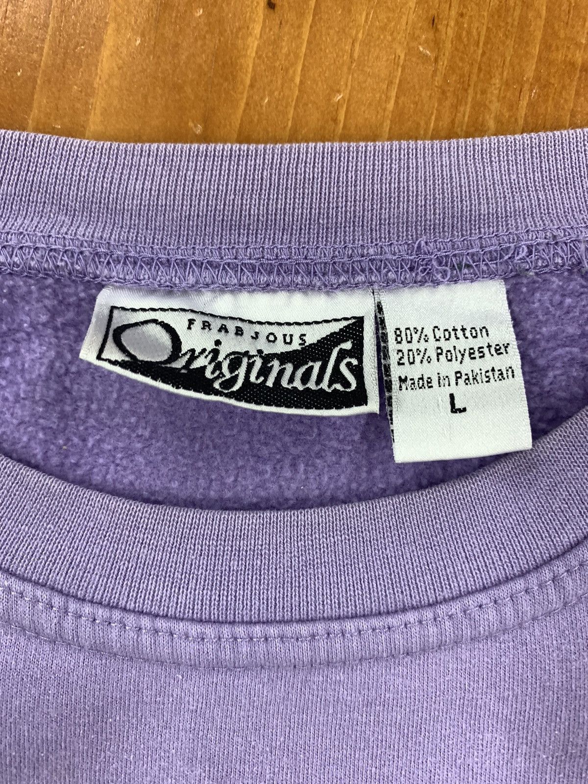 Vintage Vintage Crewneck Grape Needlepoint Art Crewneck Size US L / EU 52-54 / 3 - 2 Thumbnail