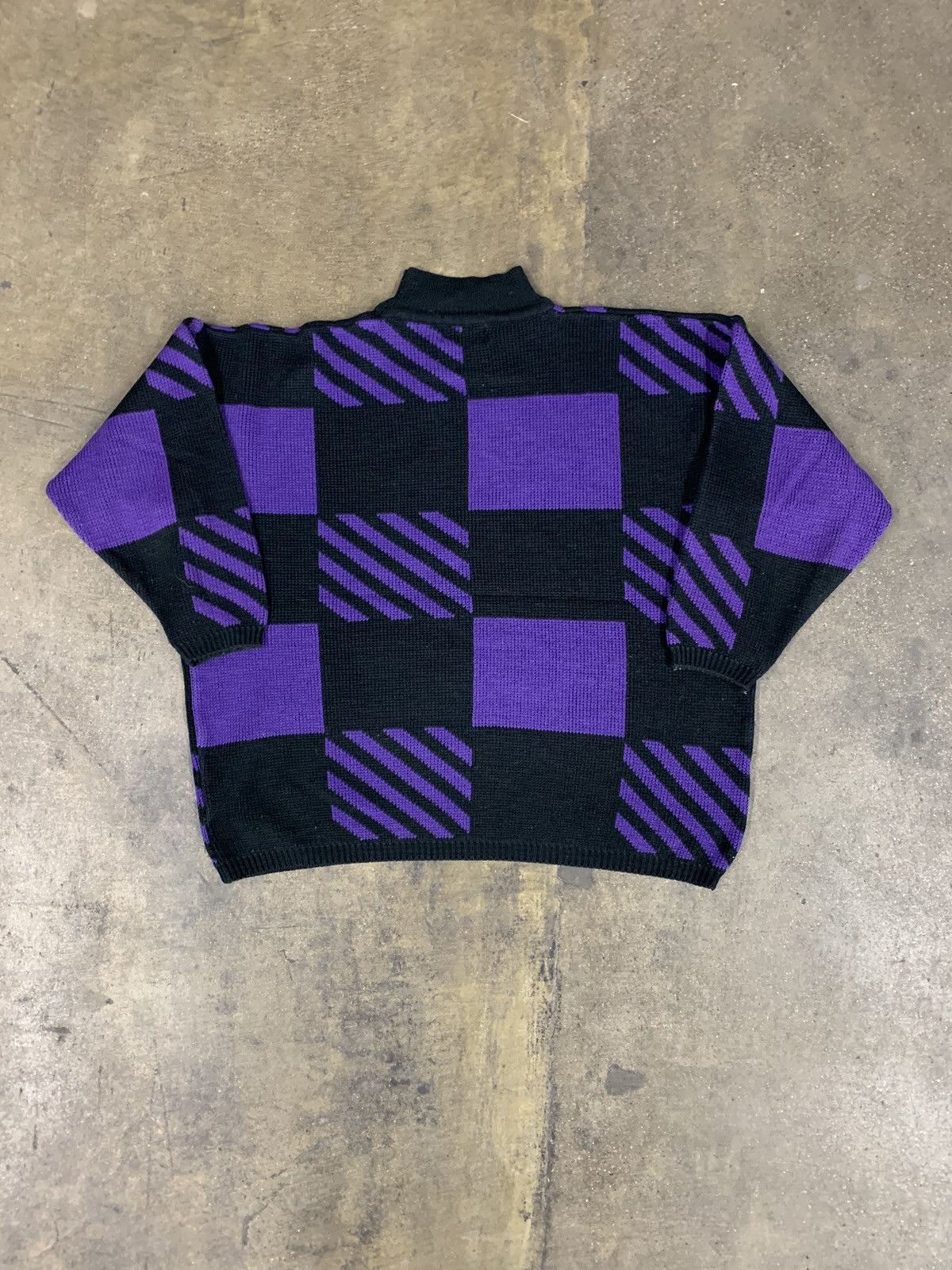 Vintage Vintage Worldwide Purple Panel Knit Sweater Size US M / EU 48-50 / 2 - 3 Thumbnail