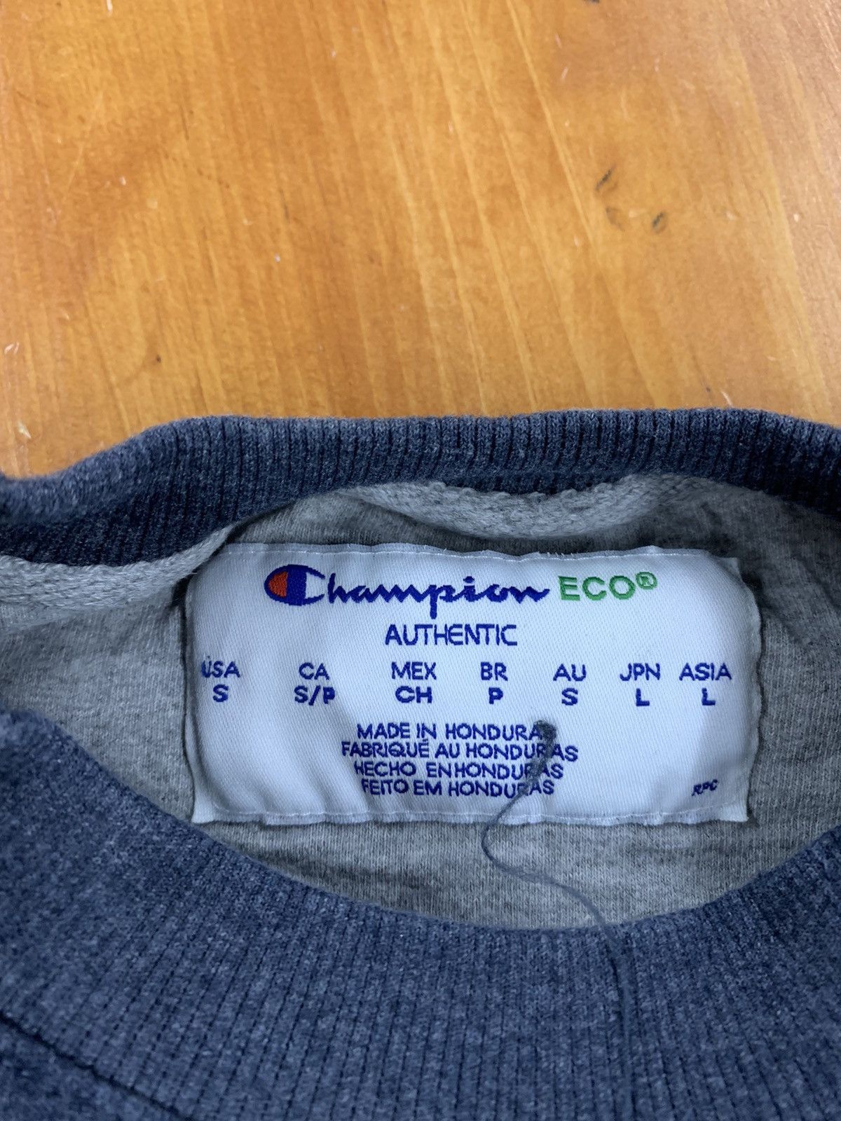 Champion × Vintage Vintage Crewneck Champion Blue Logo Vintage Sweatshirt Size US L / EU 52-54 / 3 - 2 Thumbnail