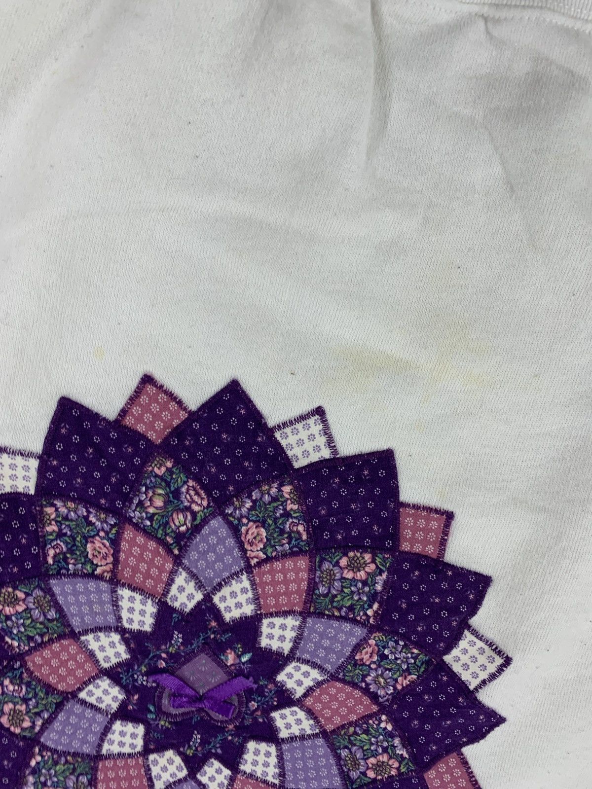 Vintage Vintage Crewneck Purple Kaleidoscope Double Collar Crewneck Size US L / EU 52-54 / 3 - 4 Thumbnail