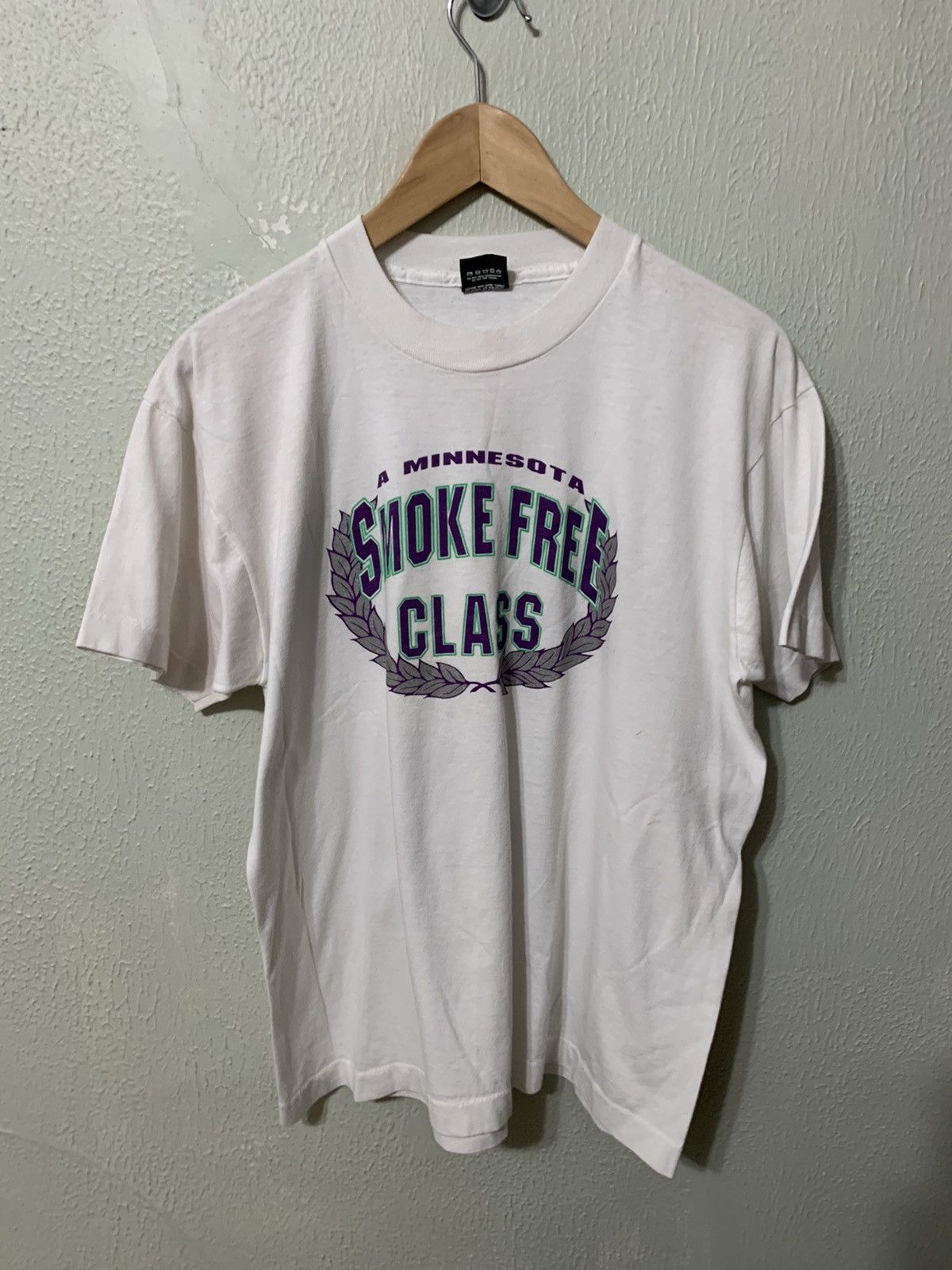 Vintage Vintage Smoke Free Class Minnesota Tee Size US L / EU 52-54 / 3 - 3 Thumbnail