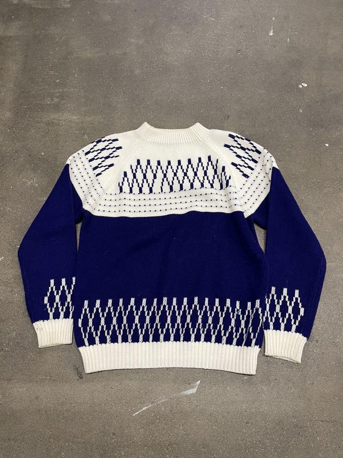 Vintage Vintage 1970s Diamond Fence Knit Sweater Size US L / EU 52-54 / 3 - 2 Thumbnail