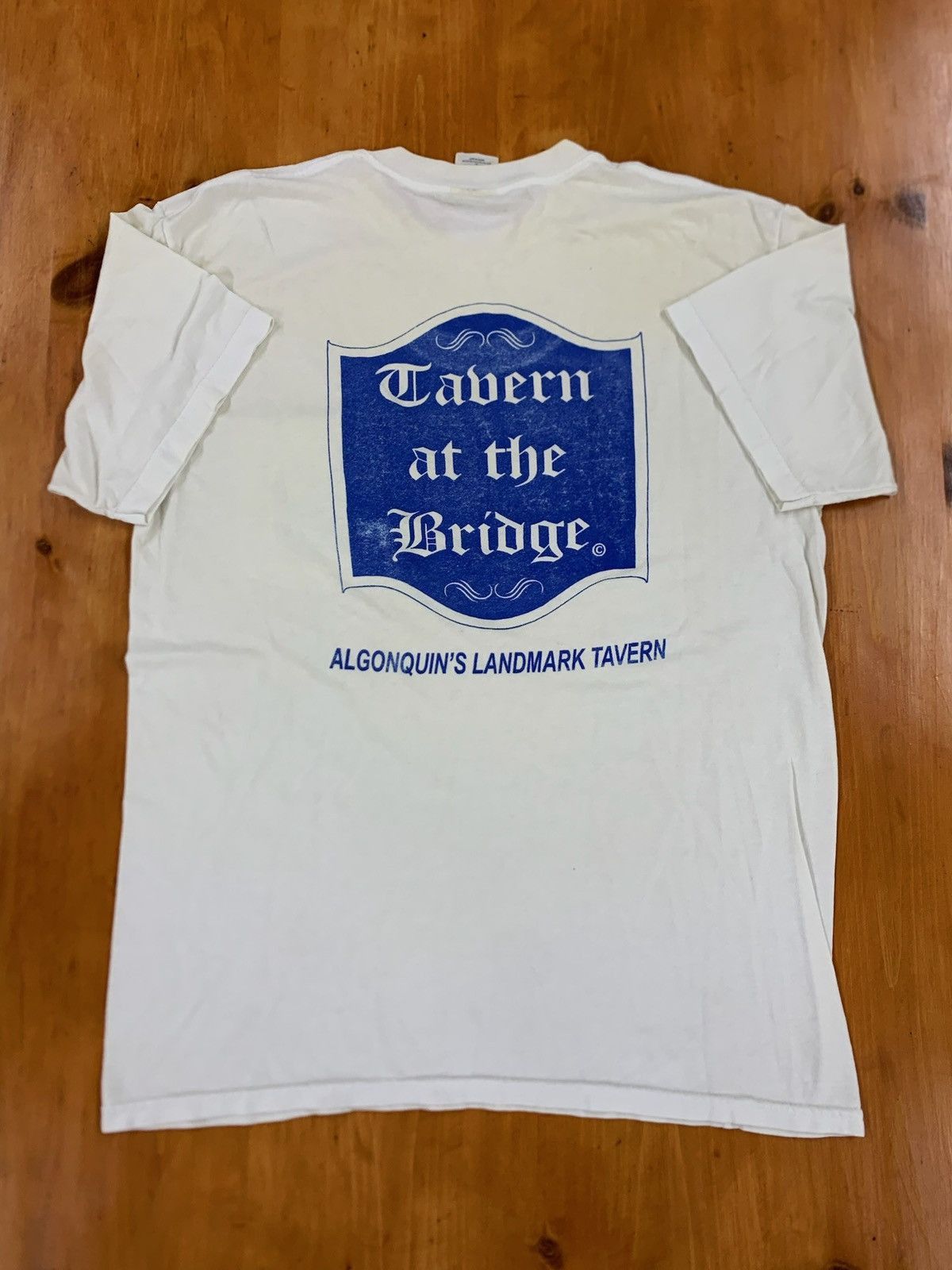 Vintage Vintage Tavern at the Bridge Pocket Tee Size US L / EU 52-54 / 3 - 3 Thumbnail
