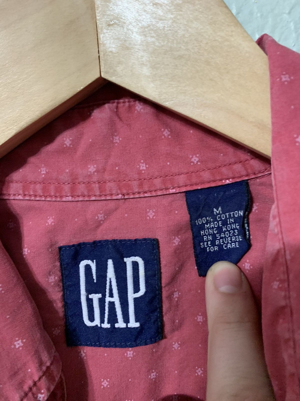 Vintage Vintage 1990s Gap Dazzled Spring Button Up Shirt Size US M / EU 48-50 / 2 - 3 Thumbnail