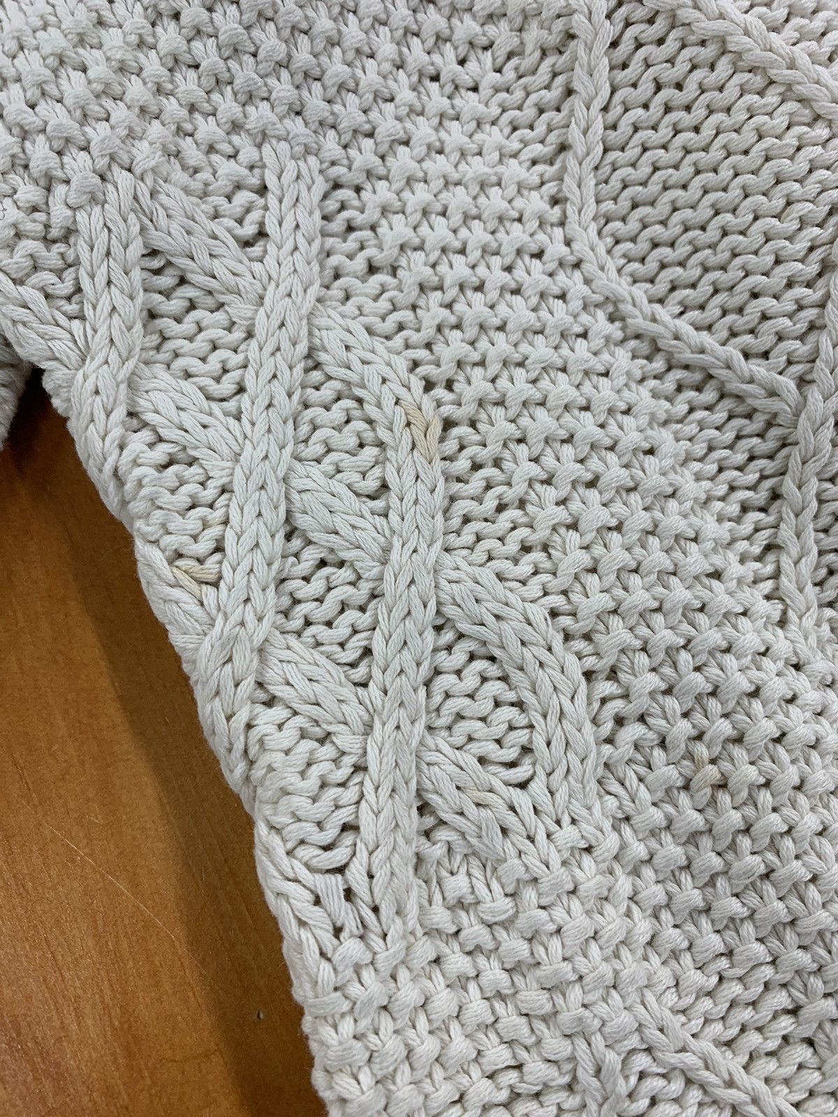 Vintage White cable knit sweater Size US L / EU 52-54 / 3 - 4 Thumbnail