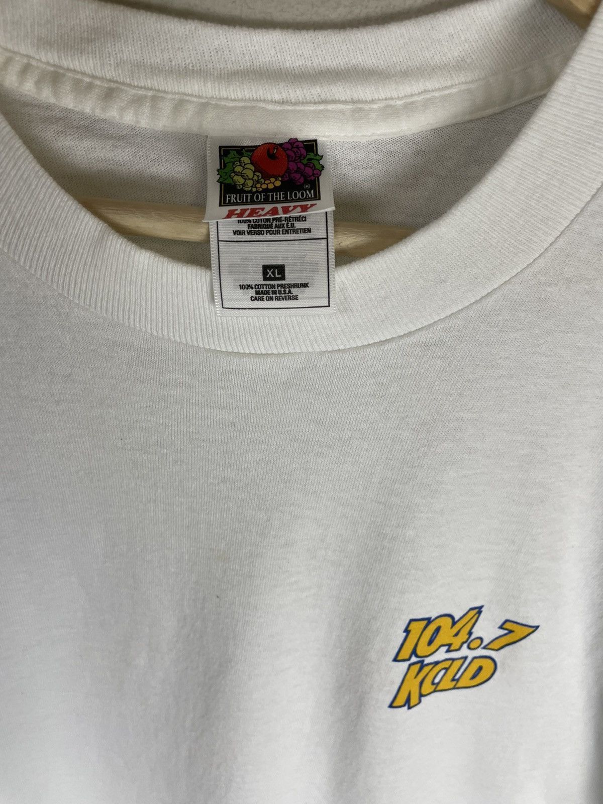 Vintage Vintage 104.7 KCLD Radio T-Shirt Size US XL / EU 56 / 4 - 2 Thumbnail