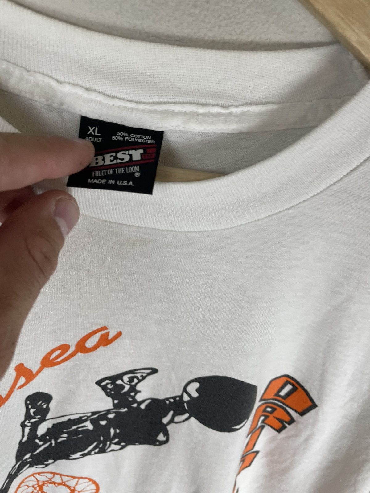 Vintage Vintage Osseo Orioles Basketball T-Shirt Size US L / EU 52-54 / 3 - 3 Thumbnail