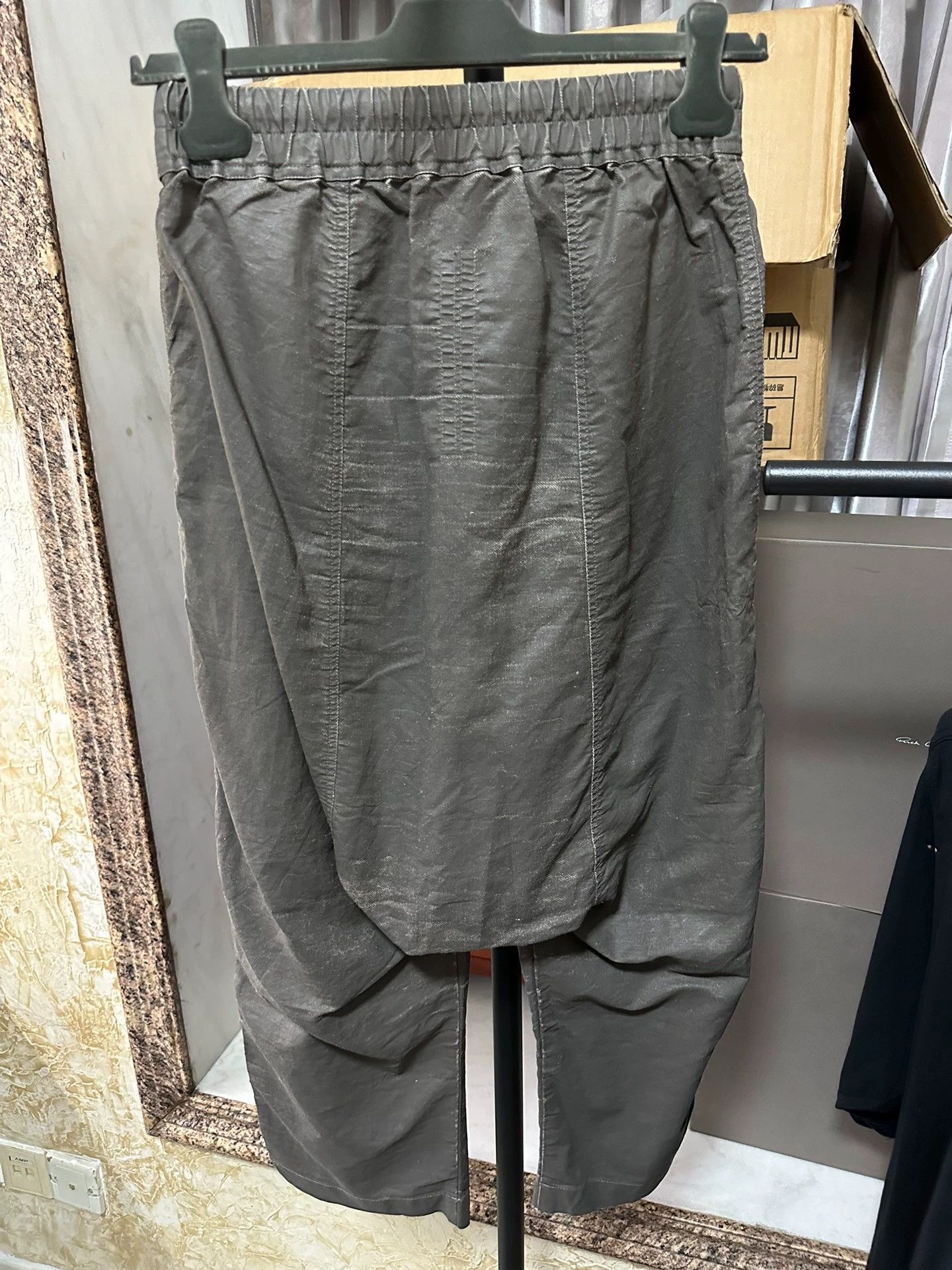 Rick Owens Rick Owens ankle-length trousers Size US 30 / EU 46 - 3 Thumbnail