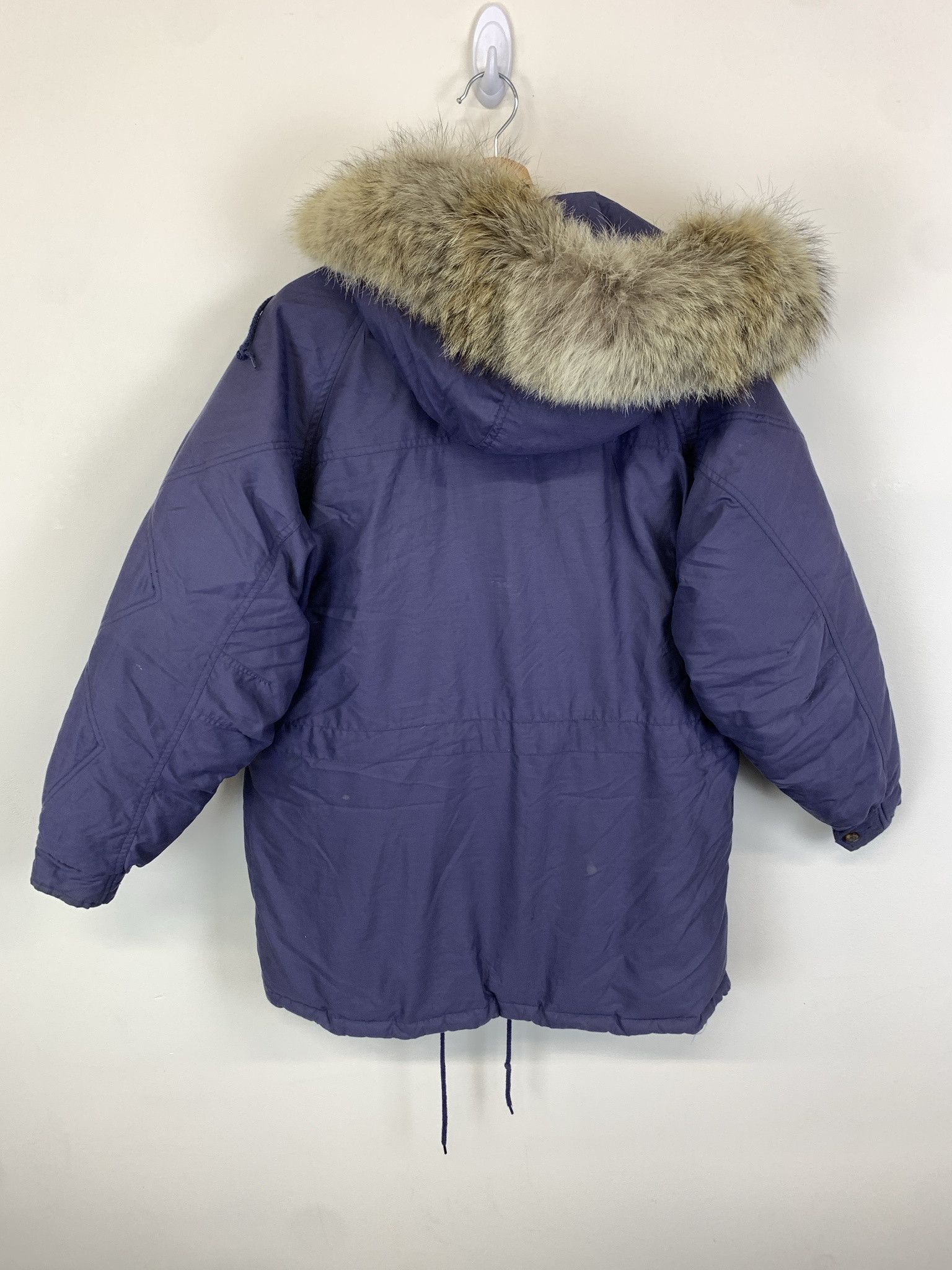 Vintage Vintage 1990s Coyote Fur Jacket 90s Cabelas Puffer Coat Size M Size US M / EU 48-50 / 2 - 3 Thumbnail