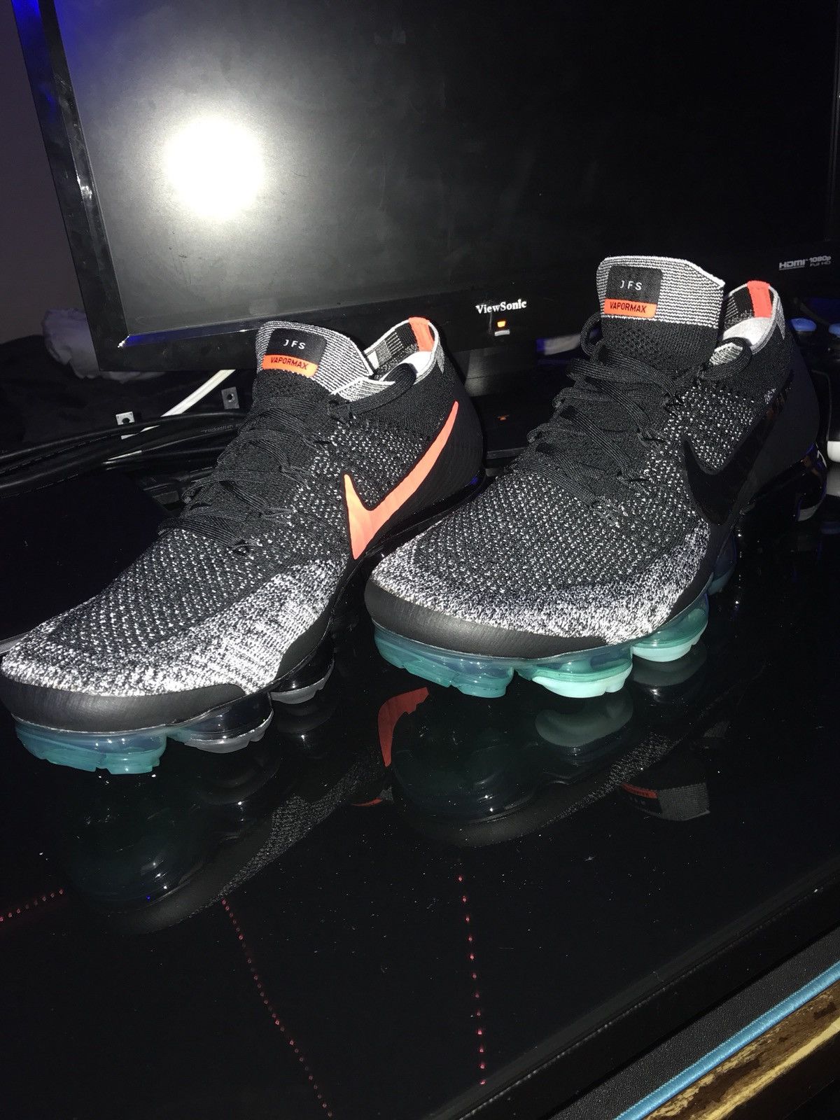 Nike vapormax x jfs hotsell